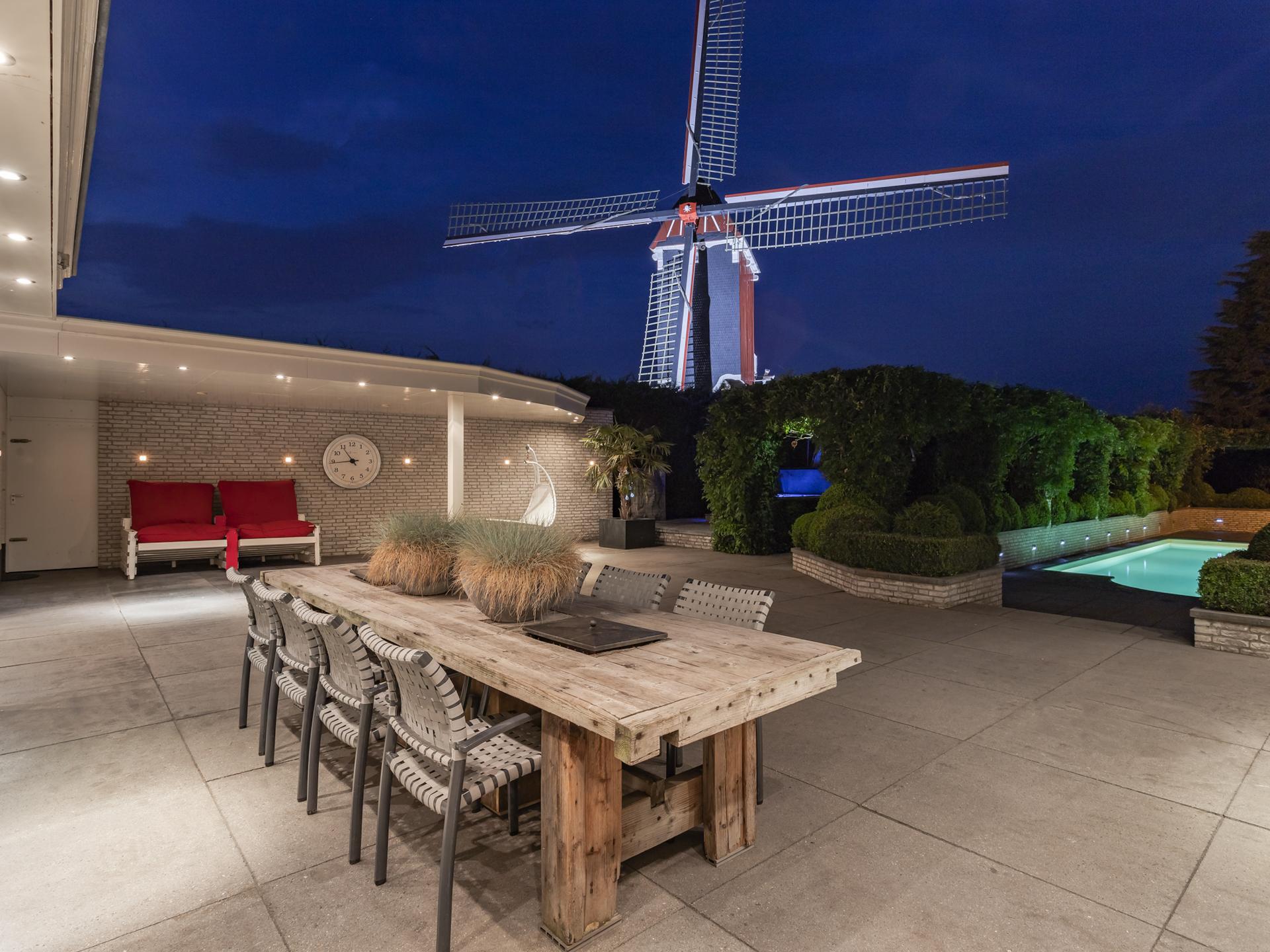 Luxe villa met zwembad, whirlpool en uitzicht op molen in Moergestel - foto 42