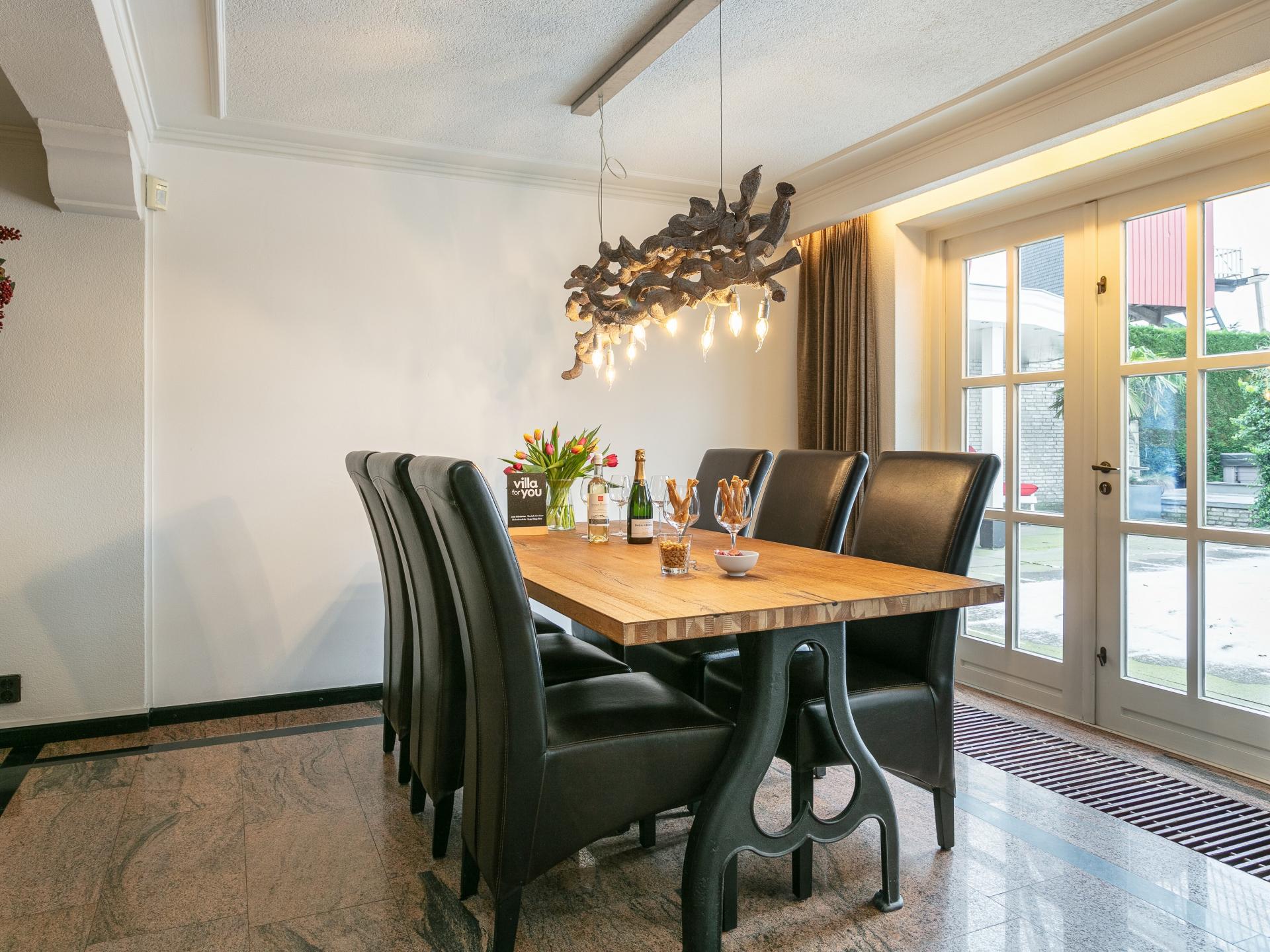 Luxe villa met zwembad, whirlpool en uitzicht op molen in Moergestel - foto 35