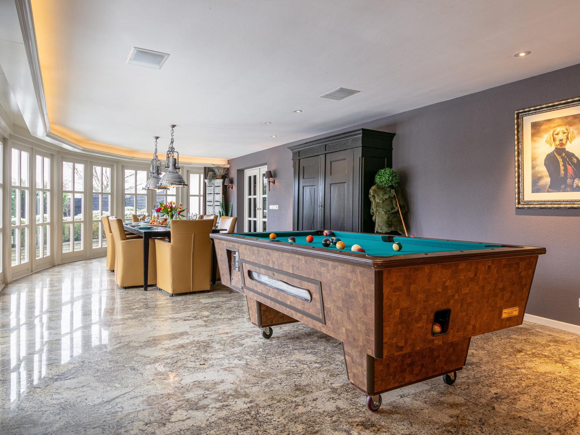 Luxe villa met zwembad, whirlpool en uitzicht op molen in Moergestel - foto 17