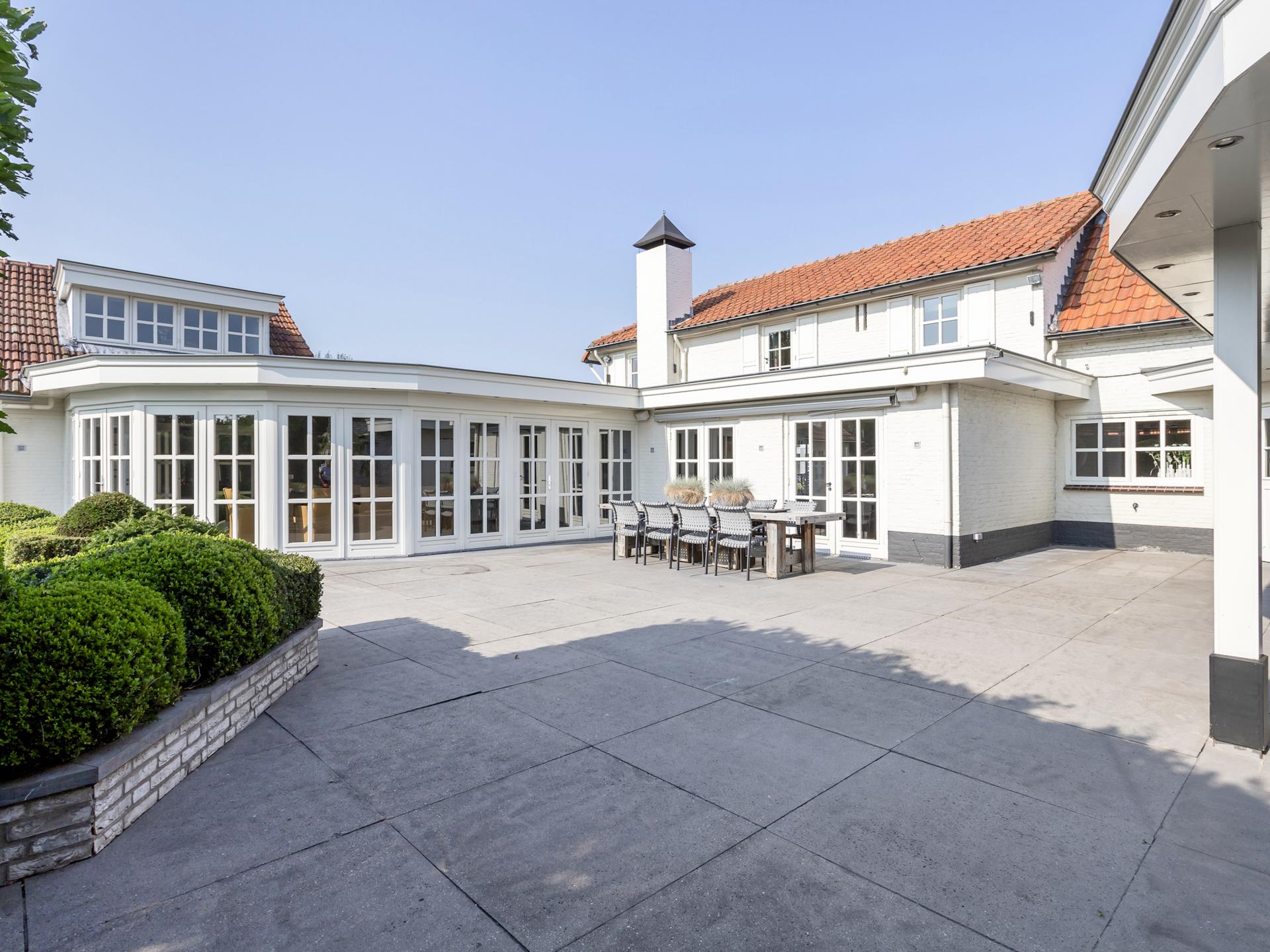 Luxe villa met zwembad, whirlpool en uitzicht op molen in Moergestel - foto 40