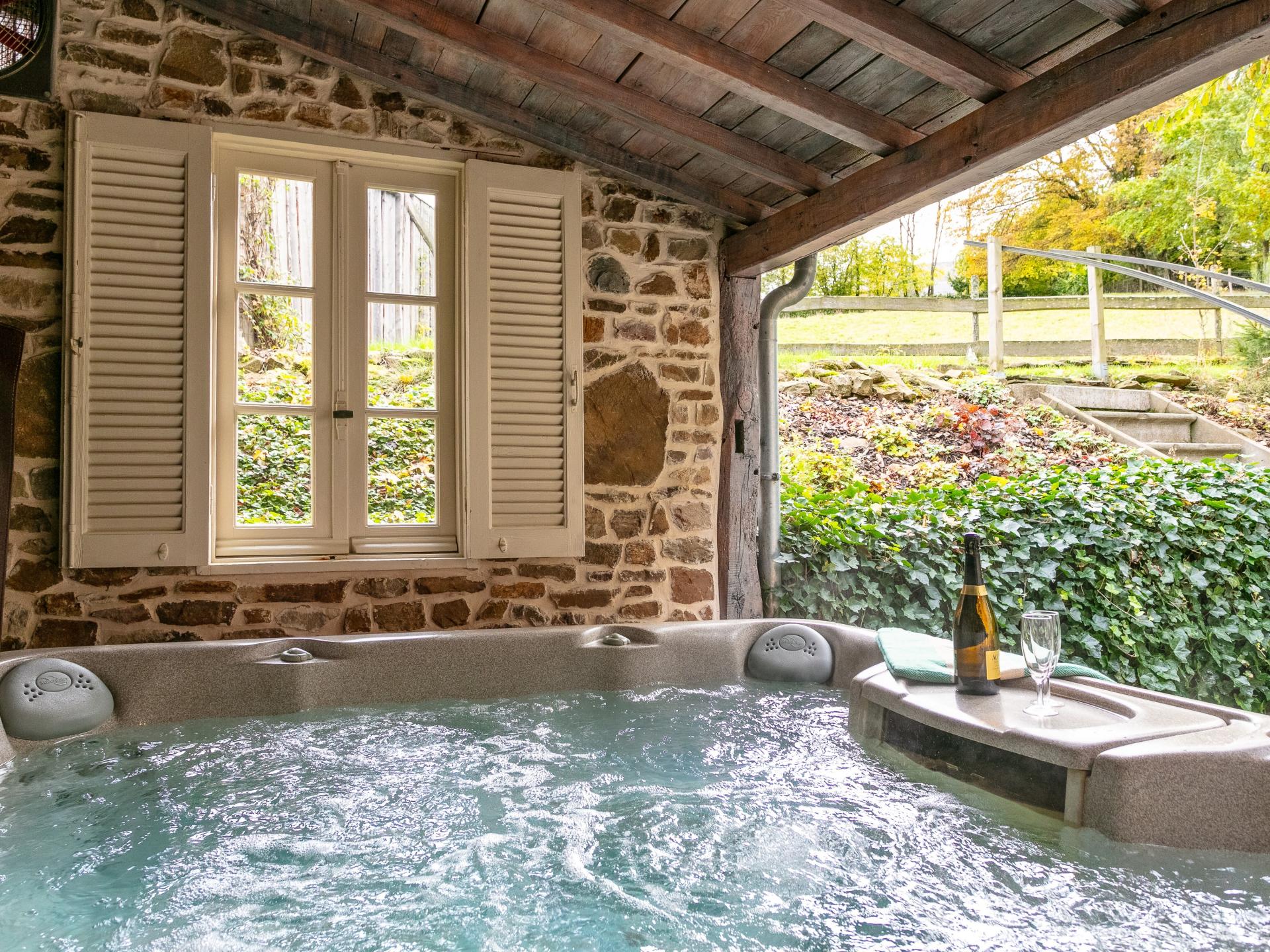 Sfeervol vakantiehuis in Manhay met jacuzzi en sauna - foto 2