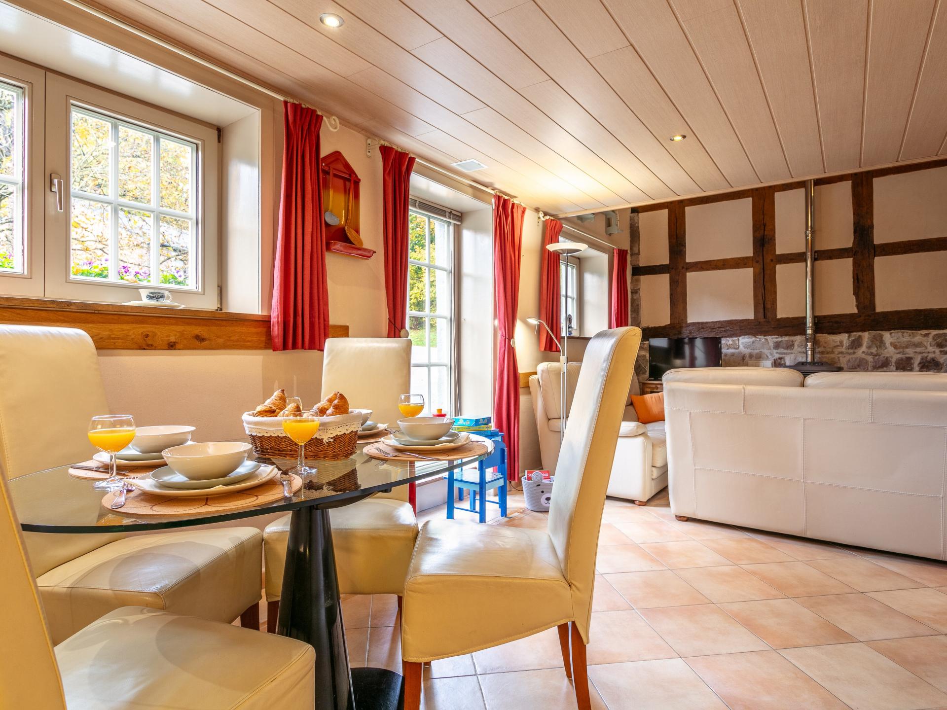 Sfeervol vakantiehuis in Manhay met jacuzzi en sauna - foto 4