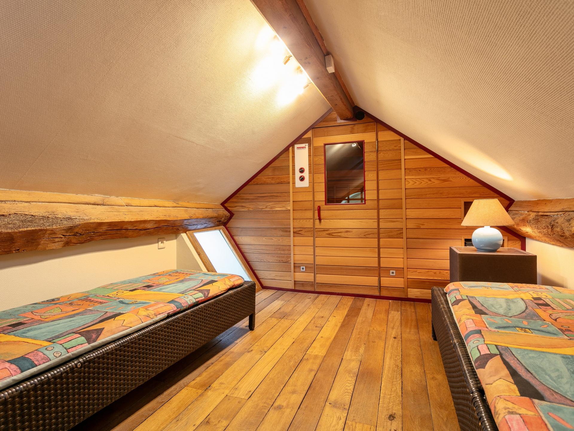 Sfeervol vakantiehuis in Manhay met jacuzzi en sauna - foto 36
