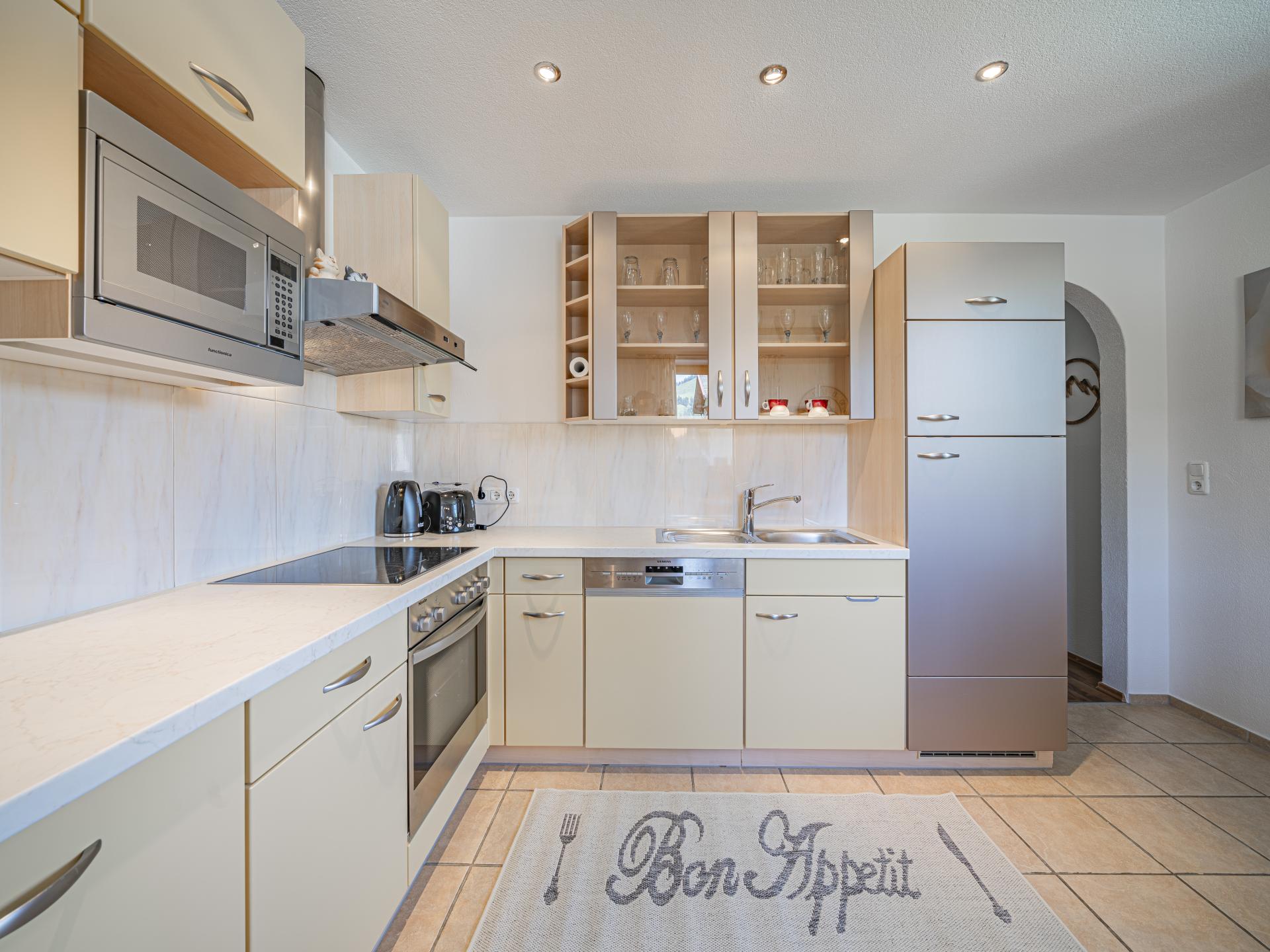Op 450 m van de piste: ruim appartement in centrum Hochfilzen - foto 4