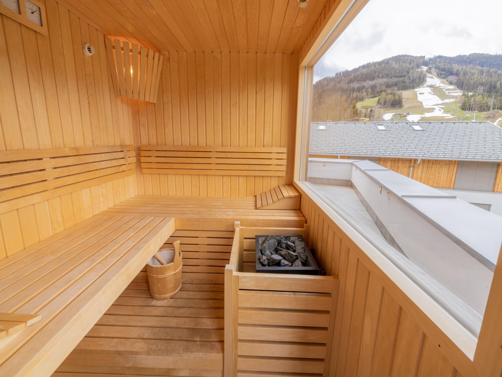 Penthouse Kreischberg: dakterras met sauna aan de piste - foto 8