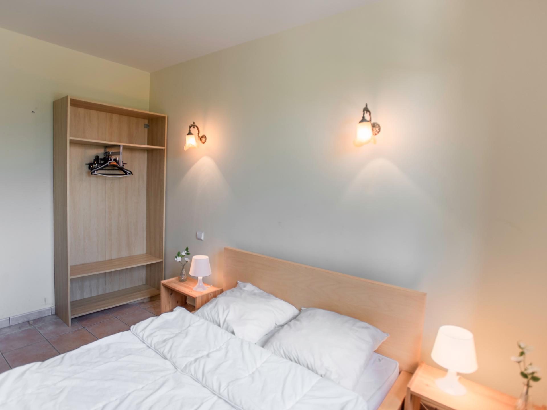 6-persoons vakantiehuis in centrum van Saint-Germain-les-Belles - foto 23