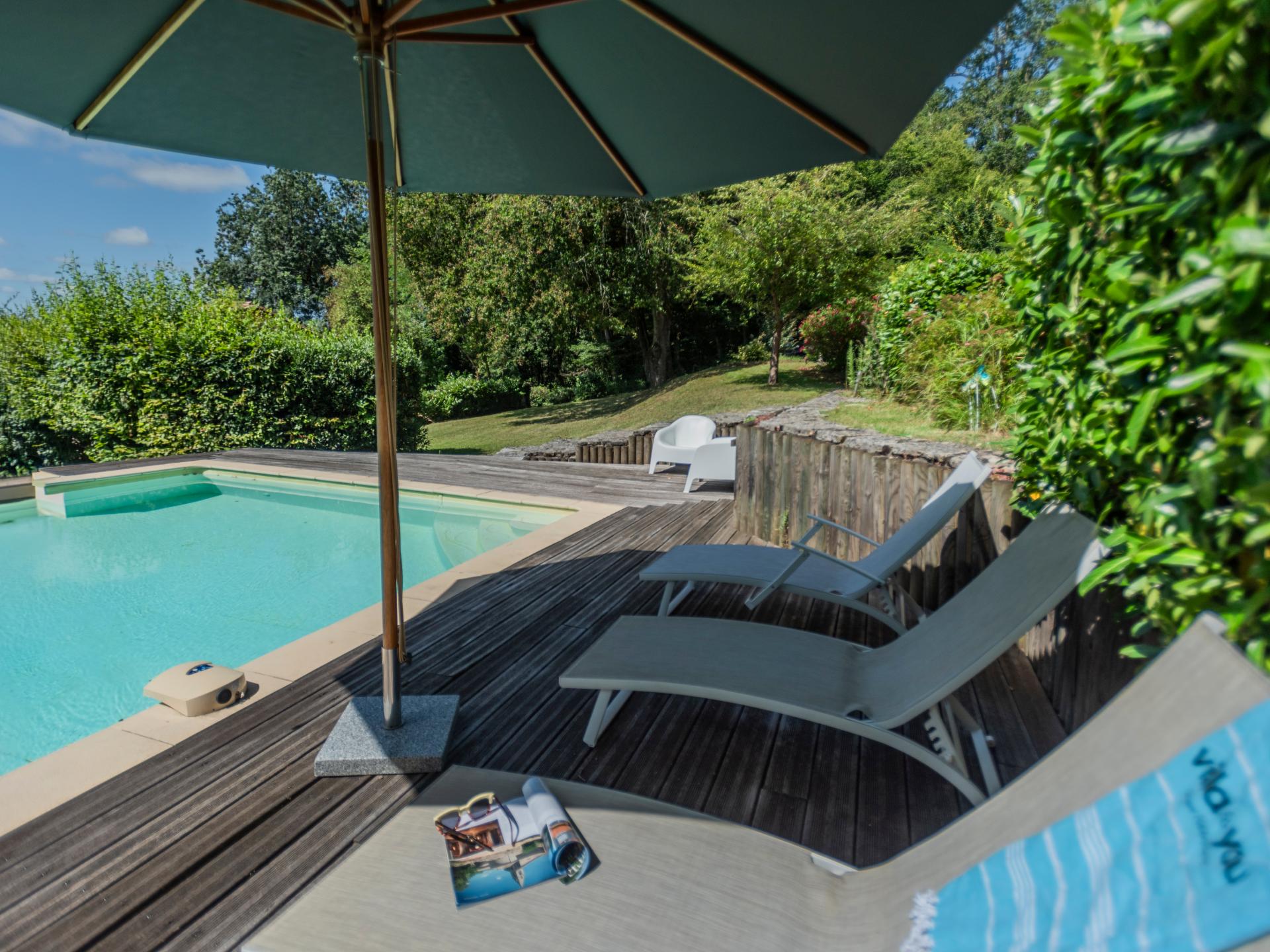 7-persoons modern vakantiehuis met zwembad in Aubeterre sur Dronne - foto 39