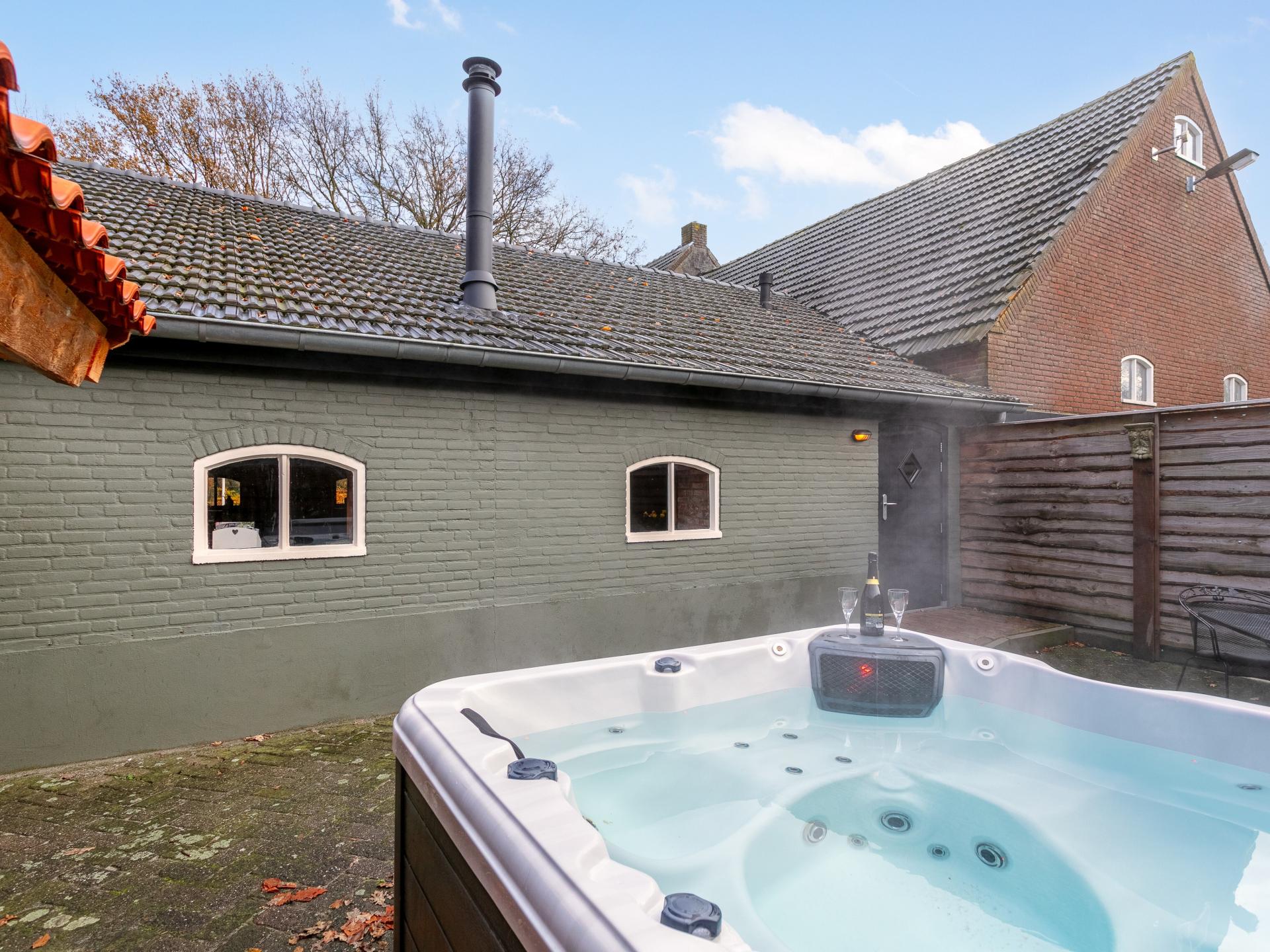Luxe wellnesshoeve voor 2 in het Brabantse land bij Hulsel - foto 12