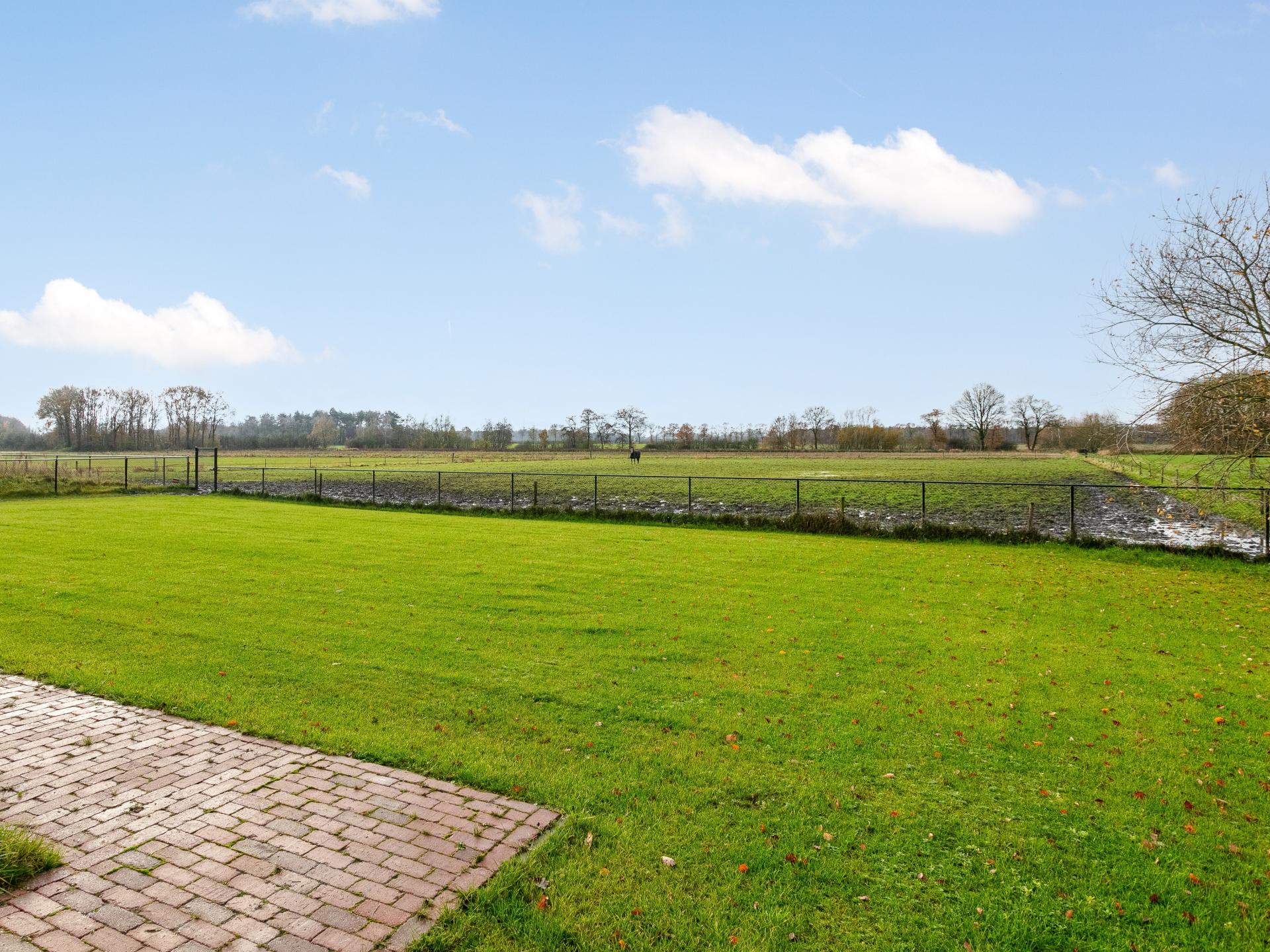 Luxe familiehoeve met paardenstal in Brabants landschap, 12 pers - foto 46