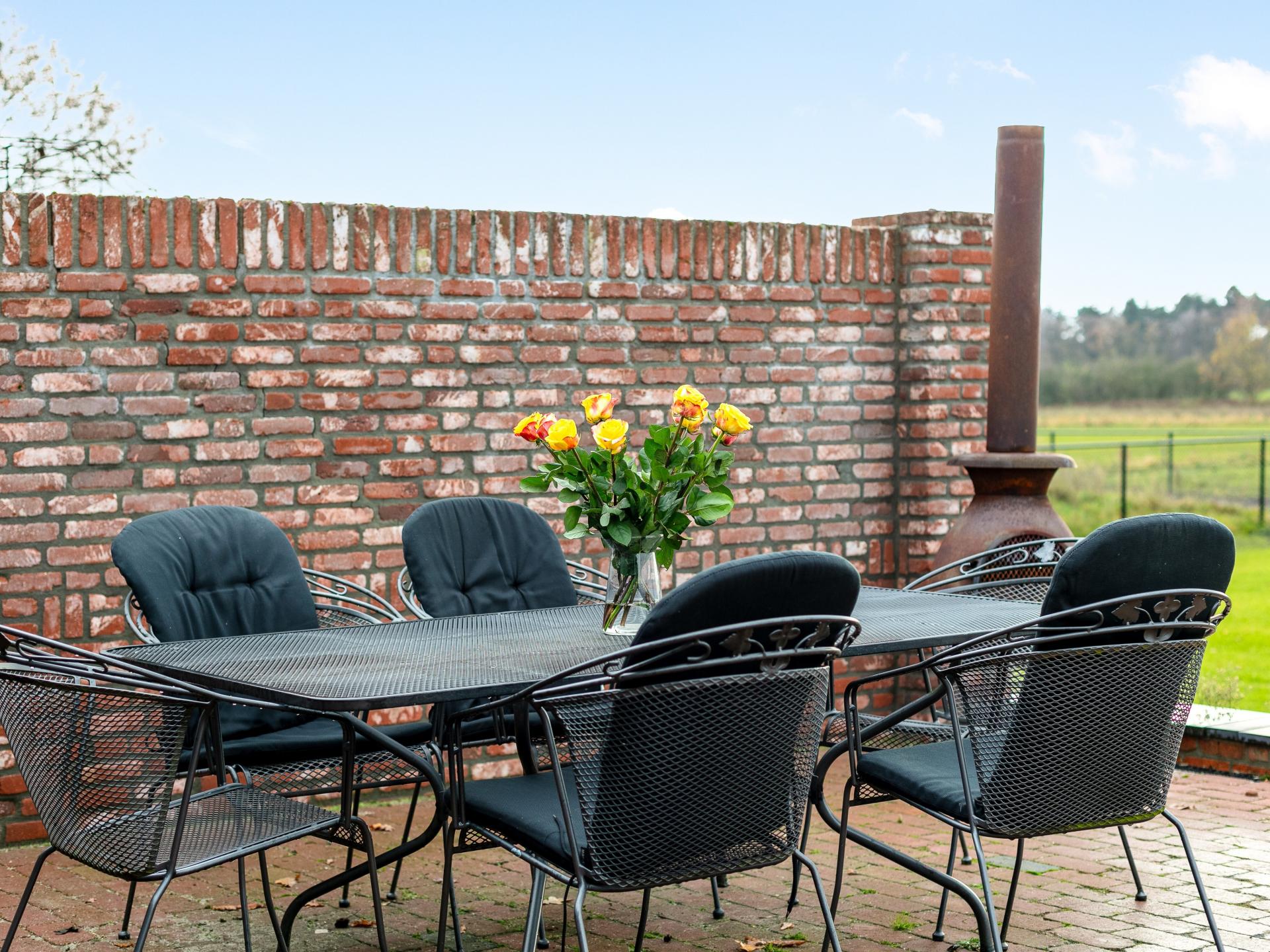 Luxe familiehoeve met paardenstal in Brabants landschap, 12 pers - foto 24