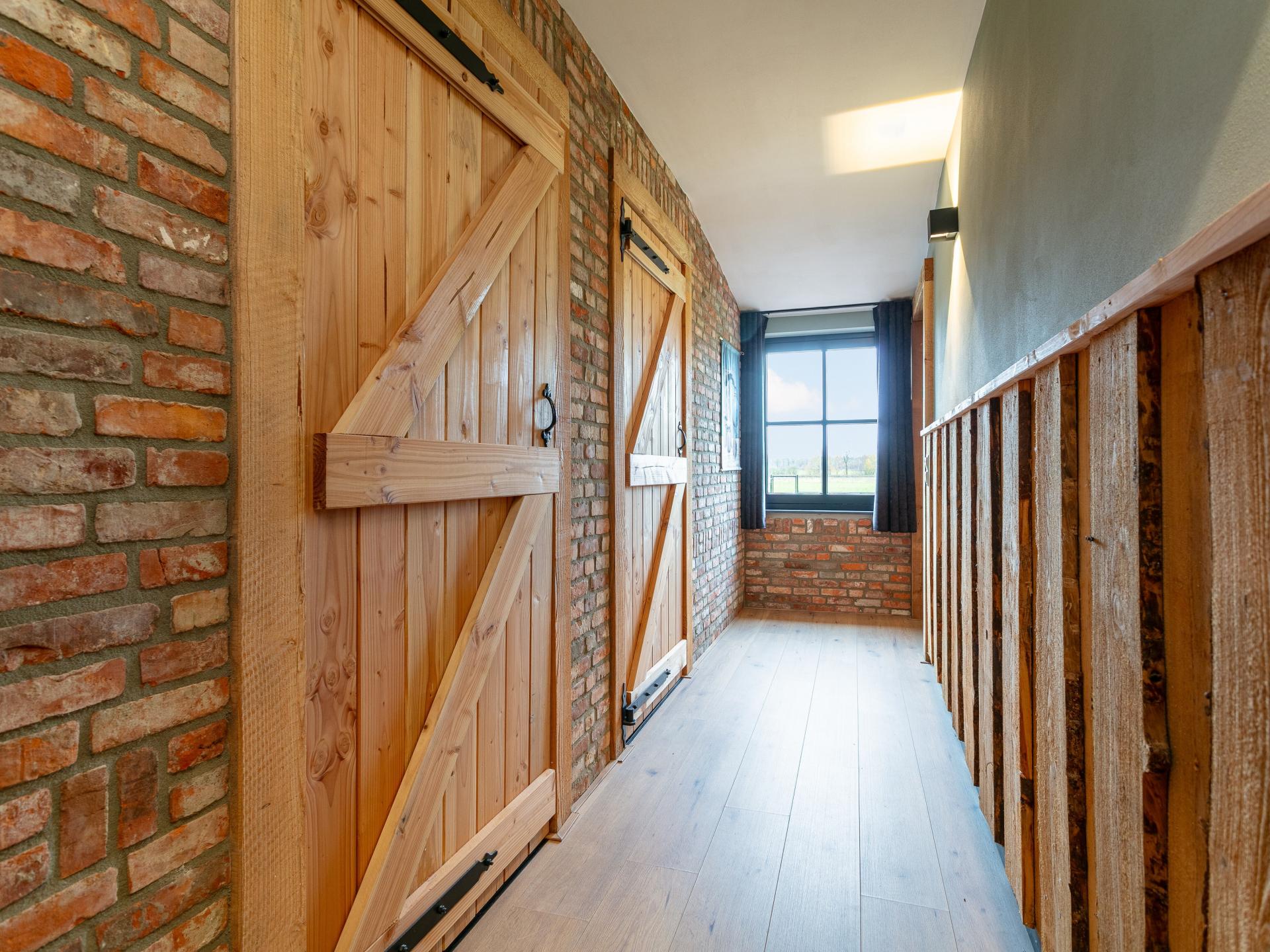 Luxe familiehoeve met paardenstal in Brabants landschap, 12 pers - foto 22