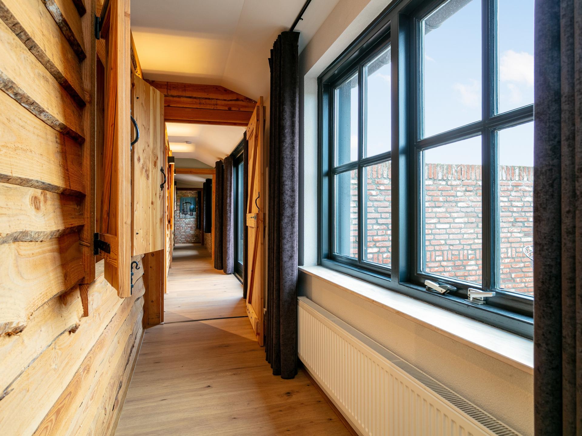 Luxe familiehoeve met paardenstal in Brabants landschap, 12 pers - foto 17