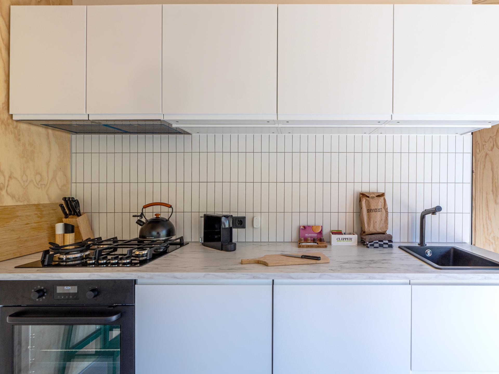 Sfeervol Tiny House midden in het bos op de Veluwe, 50m van centrum Nunspeet - foto 15