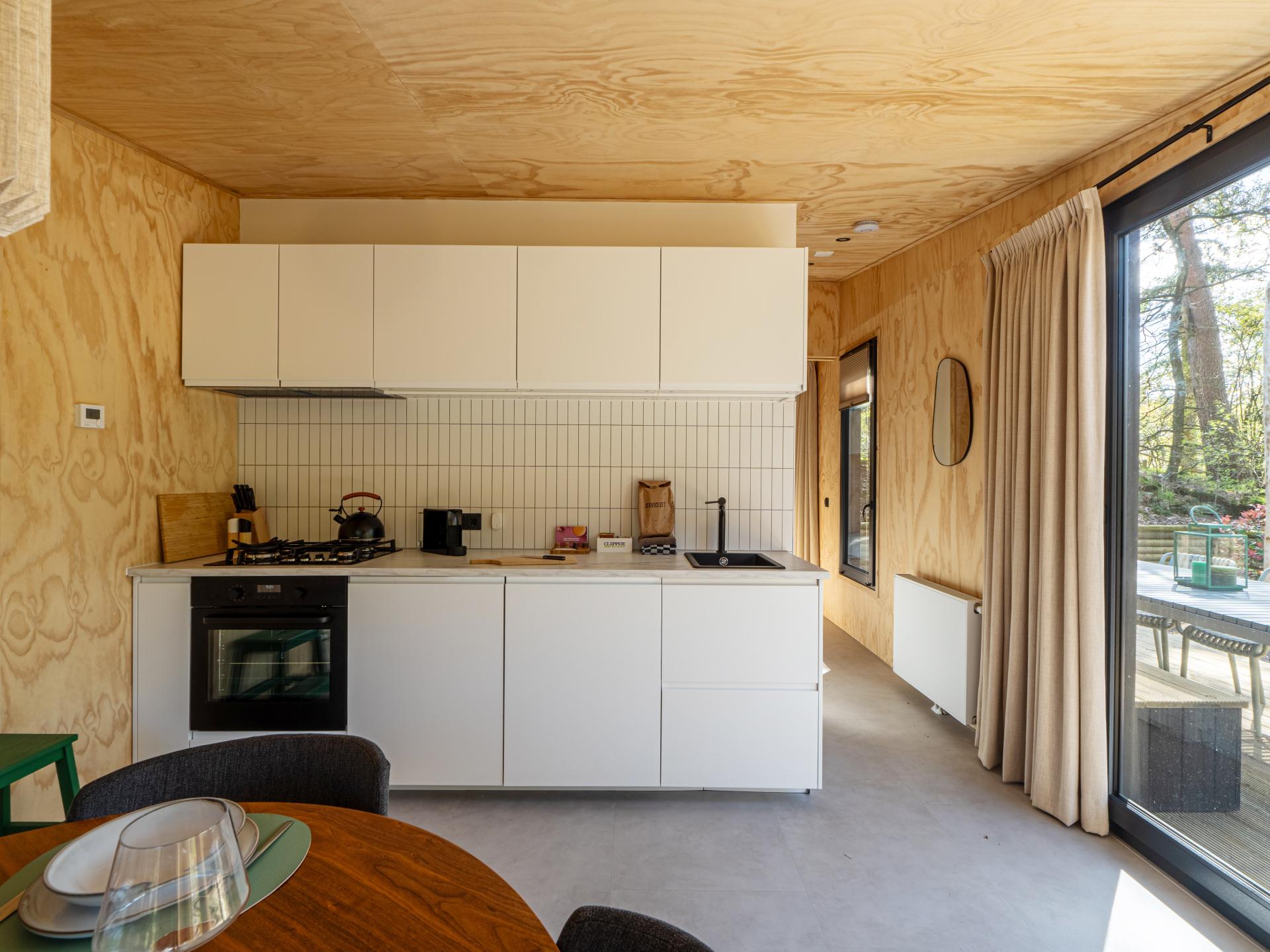Sfeervol Tiny House midden in het bos op de Veluwe, 50m van centrum Nunspeet - foto 14