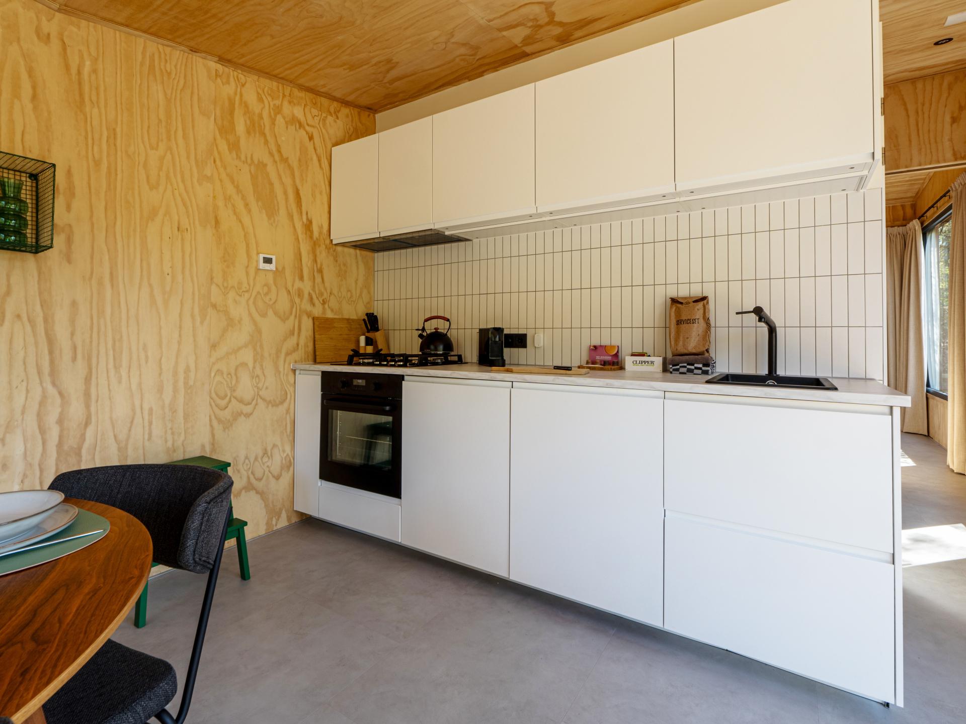 Sfeervol Tiny House midden in het bos op de Veluwe, 50m van centrum Nunspeet - foto 4