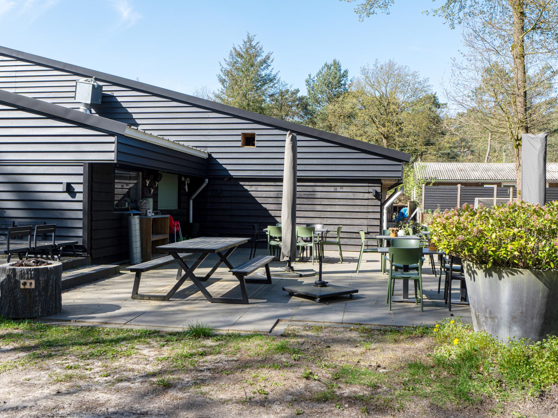 Sfeervol Tiny House midden in het bos op de Veluwe, 50m van centrum Nunspeet - foto 44