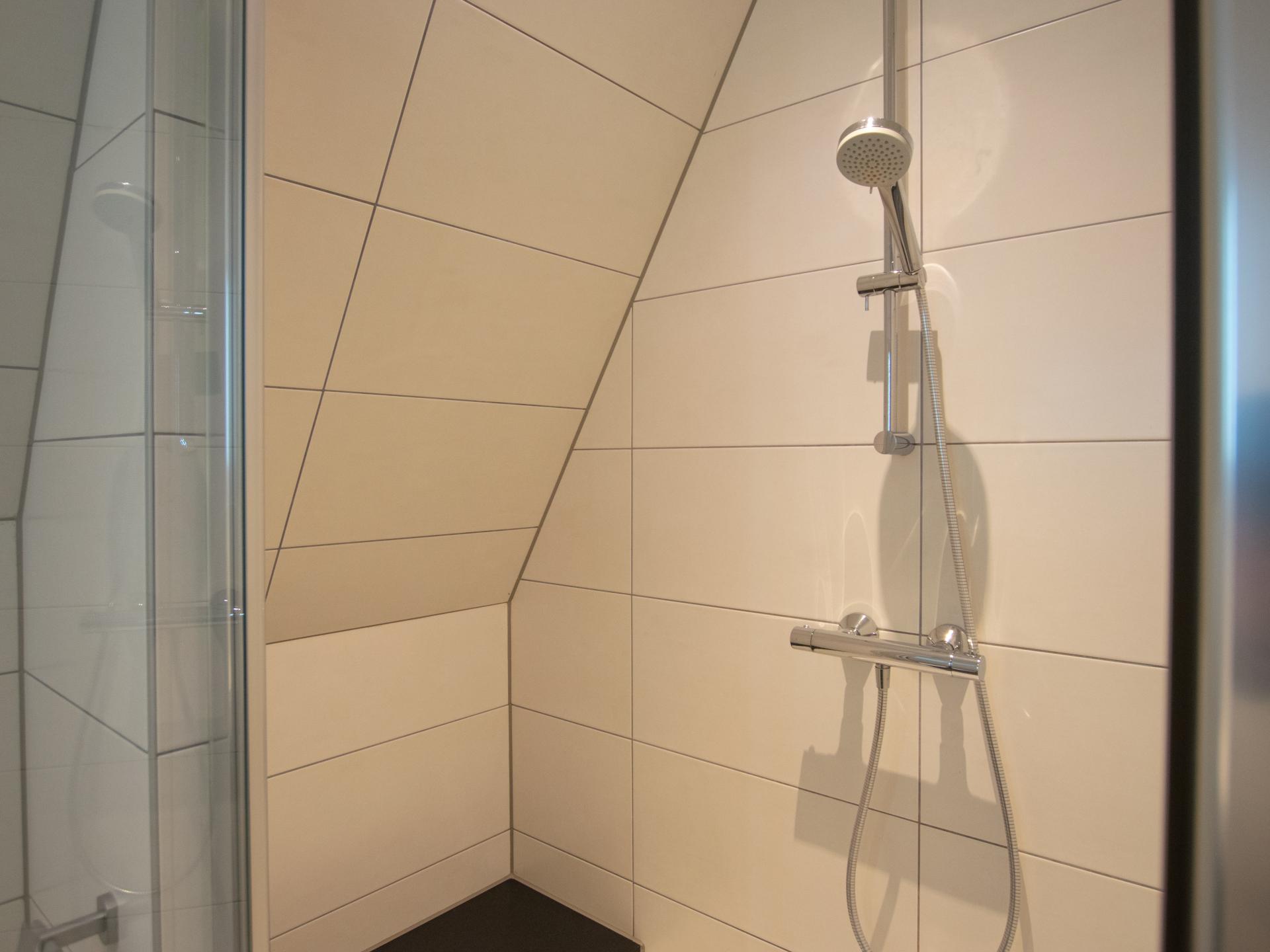Op 750 m van het strand: ruim luxe appartement in centrum Westerland - foto 26