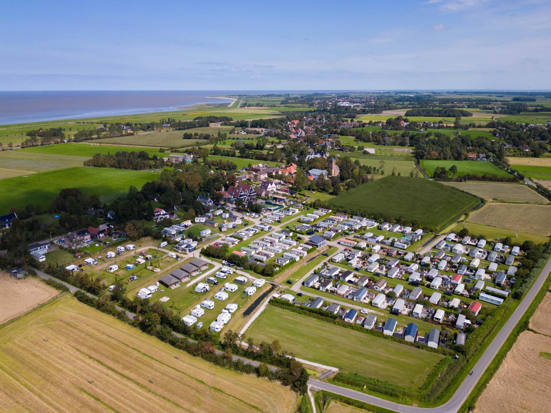 Luxe chalet op kleinschalig vakantiepark nabij Waddenzee en strand - foto 13