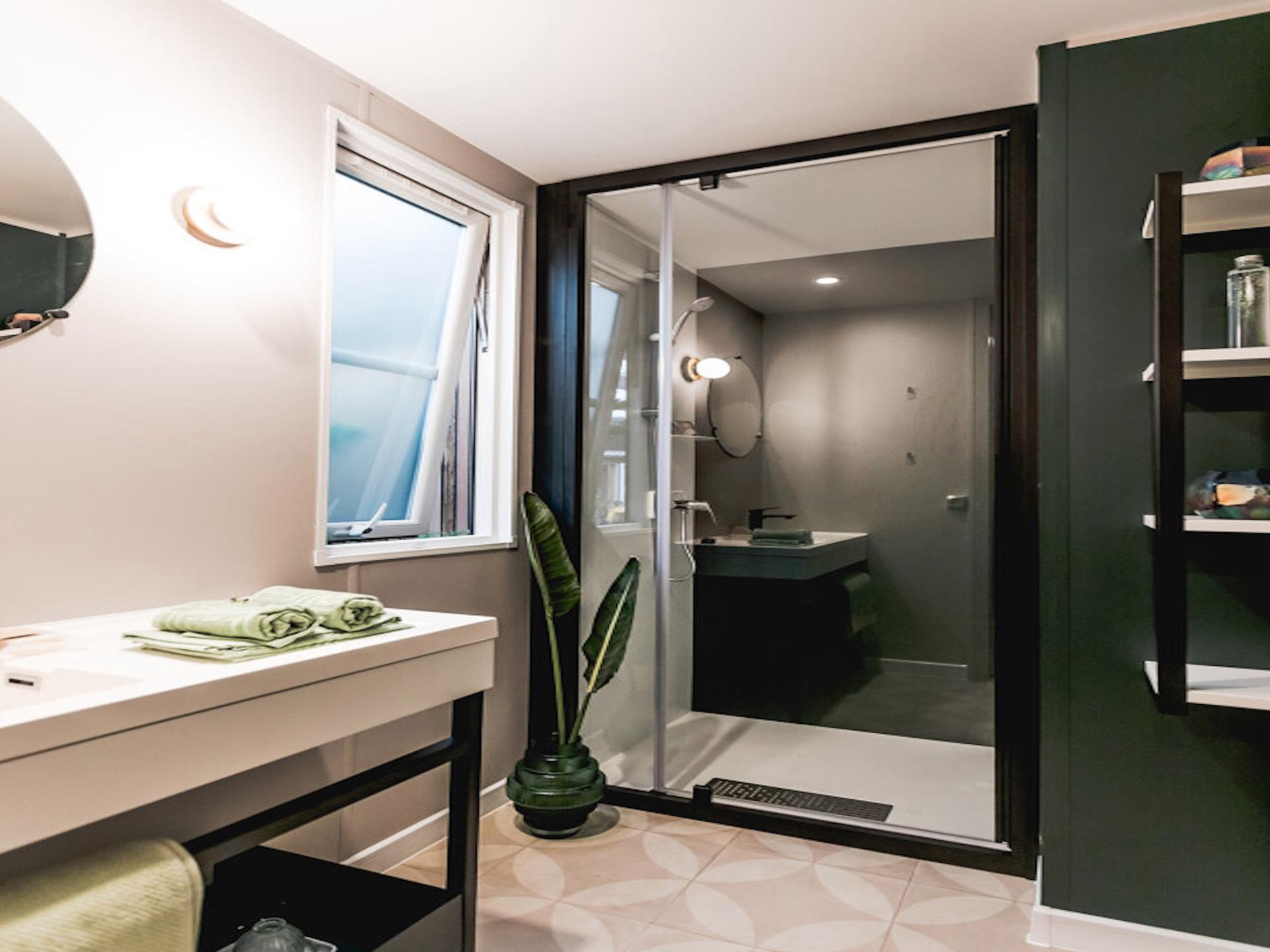 Luxe chalet op kleinschalig vakantiepark nabij Waddenzee en strand - foto 7