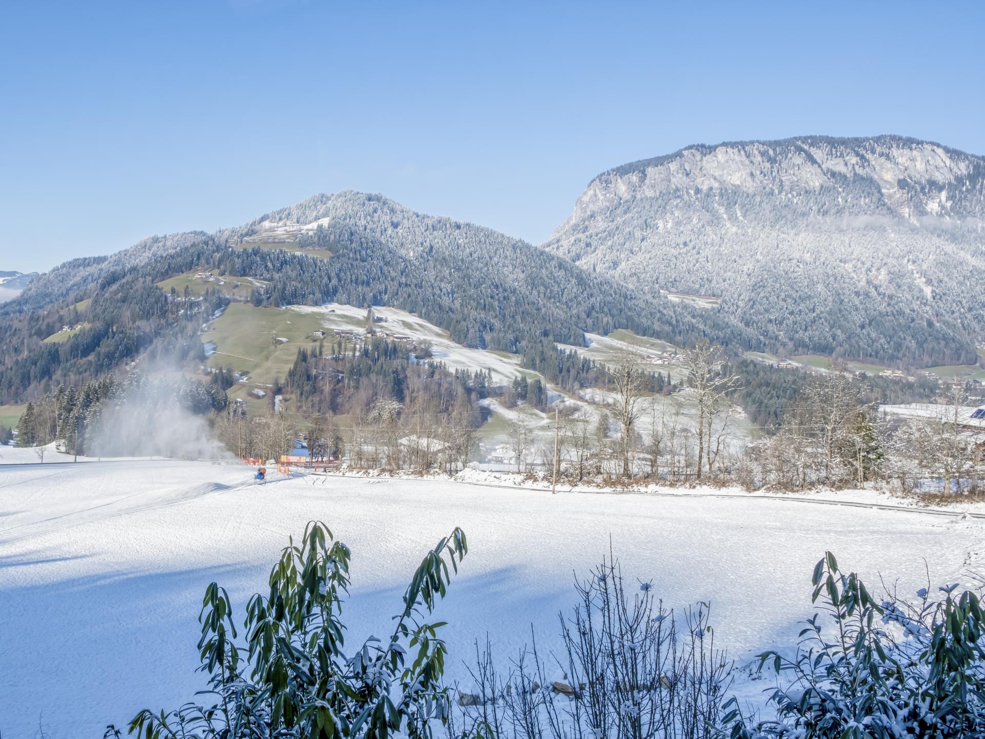 Ruim vakantiehuis voor 14 personen met sauna direct aan de piste in Itter - foto 47