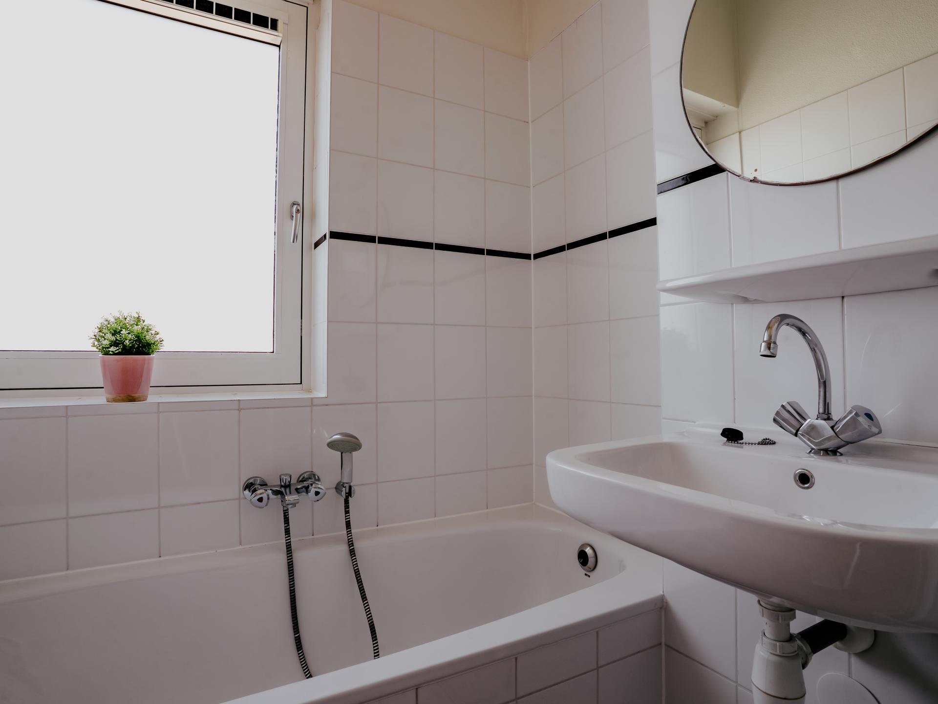 Modern vakantiehuis direct aan het Uitgeestermeer voor 6 personen - foto 13