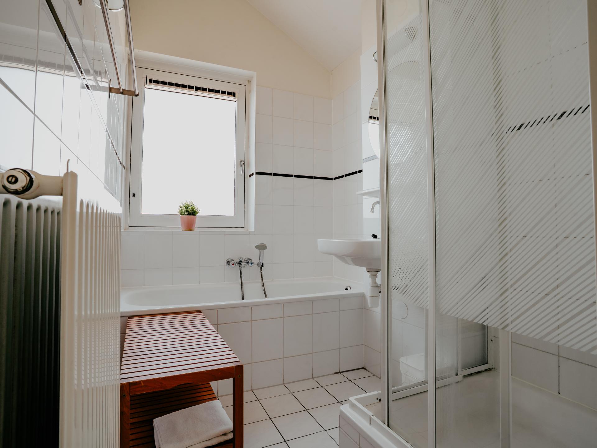 Modern vakantiehuis direct aan het Uitgeestermeer voor 6 personen - foto 12
