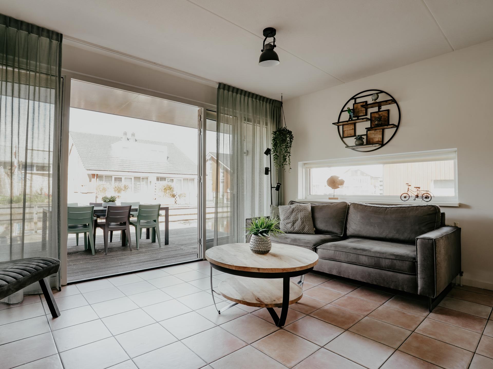 Modern vakantiehuis direct aan het Uitgeestermeer voor 6 personen - foto 4