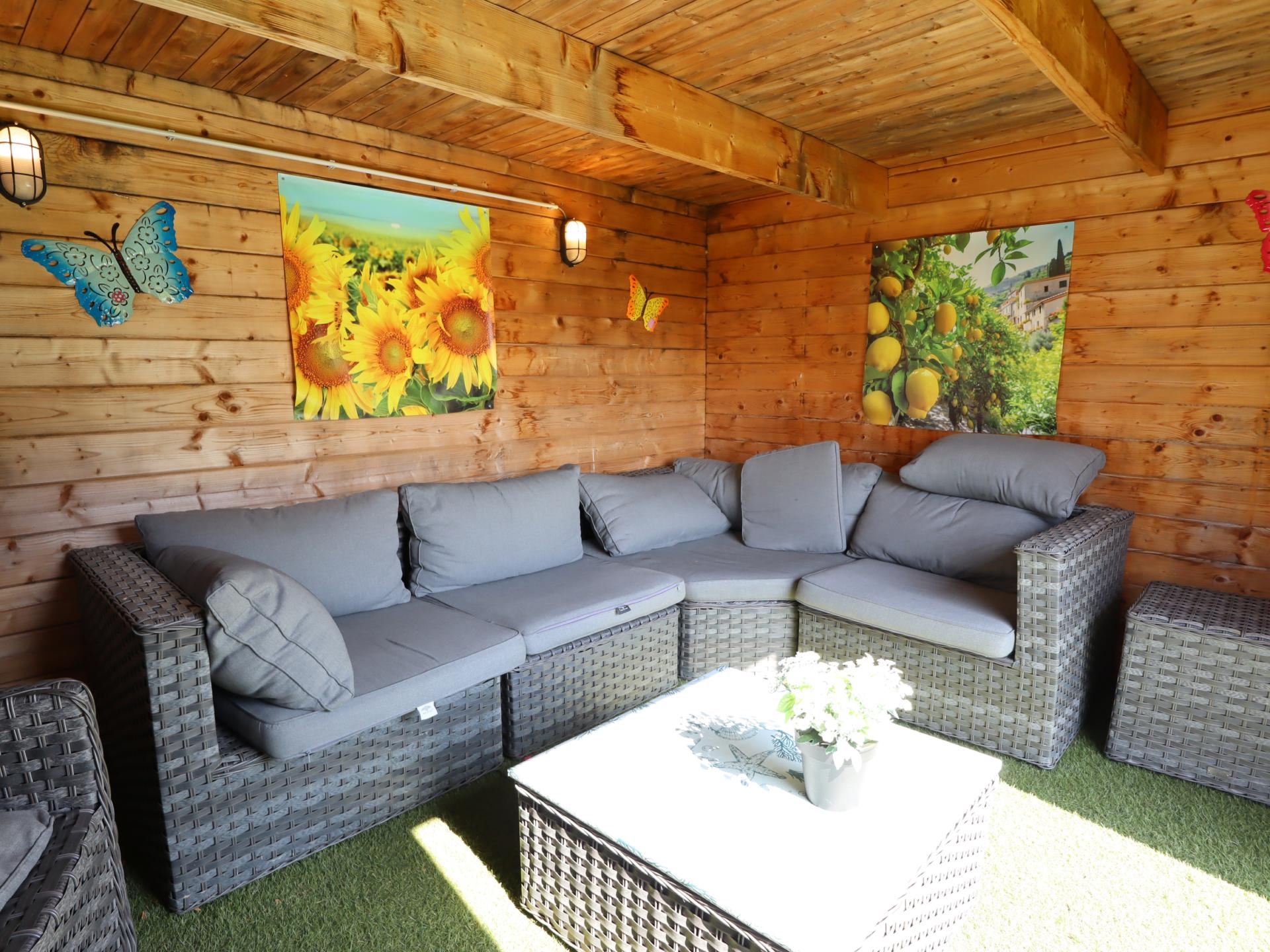Moderne groepswoning voor 14 personen met sauna en speelruimte in Houffalize - foto 10