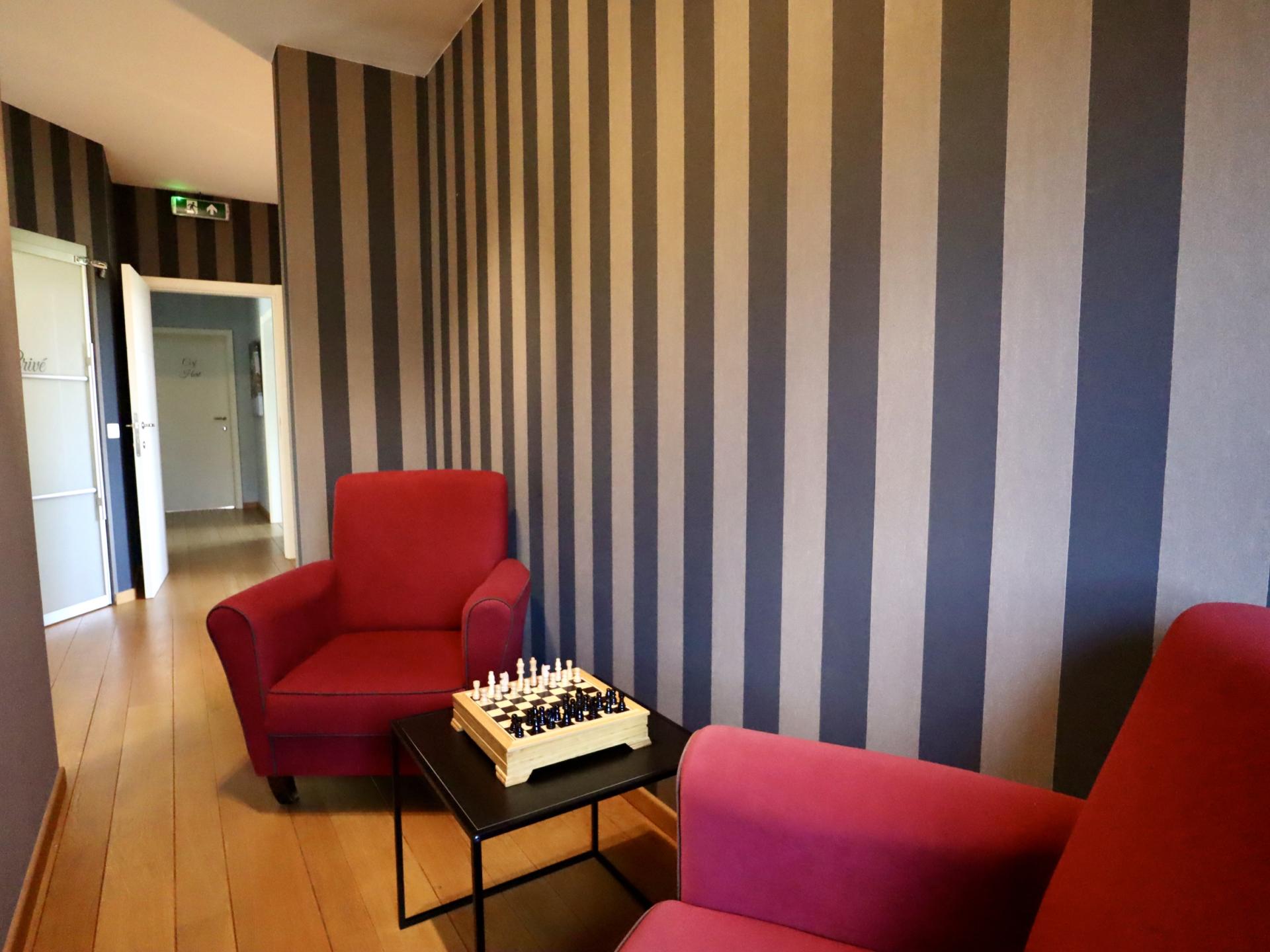 Moderne groepswoning voor 14 personen met sauna en speelruimte in Houffalize - foto 38