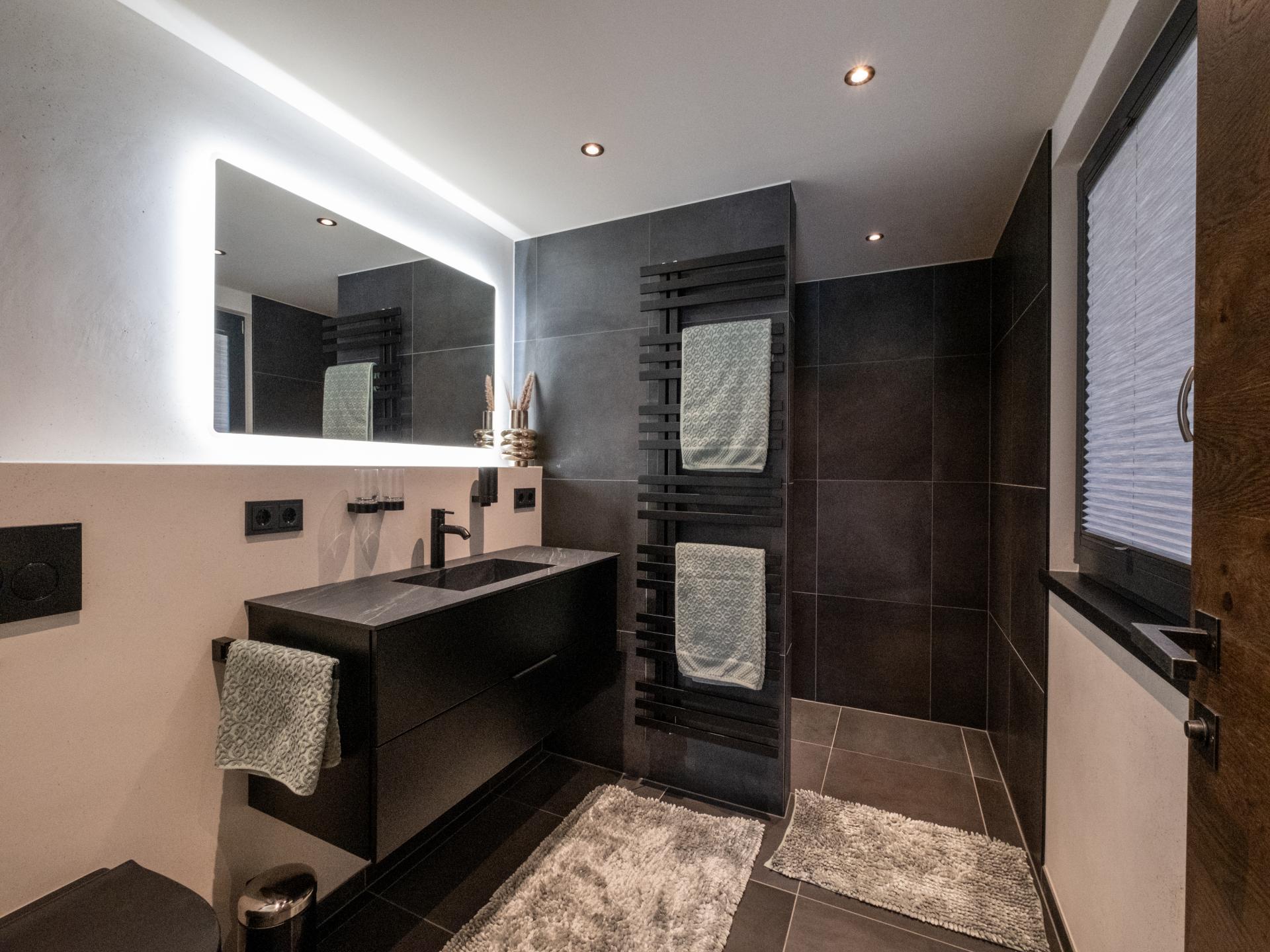 Luxe chalet in Sankt Johann met privé sauna en natuurlijke zwemvijver - foto 23