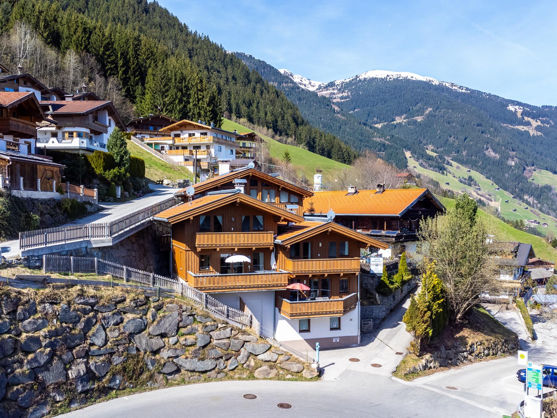 Authentiek chalet direct aan de piste met panoramisch dalzicht - foto 43