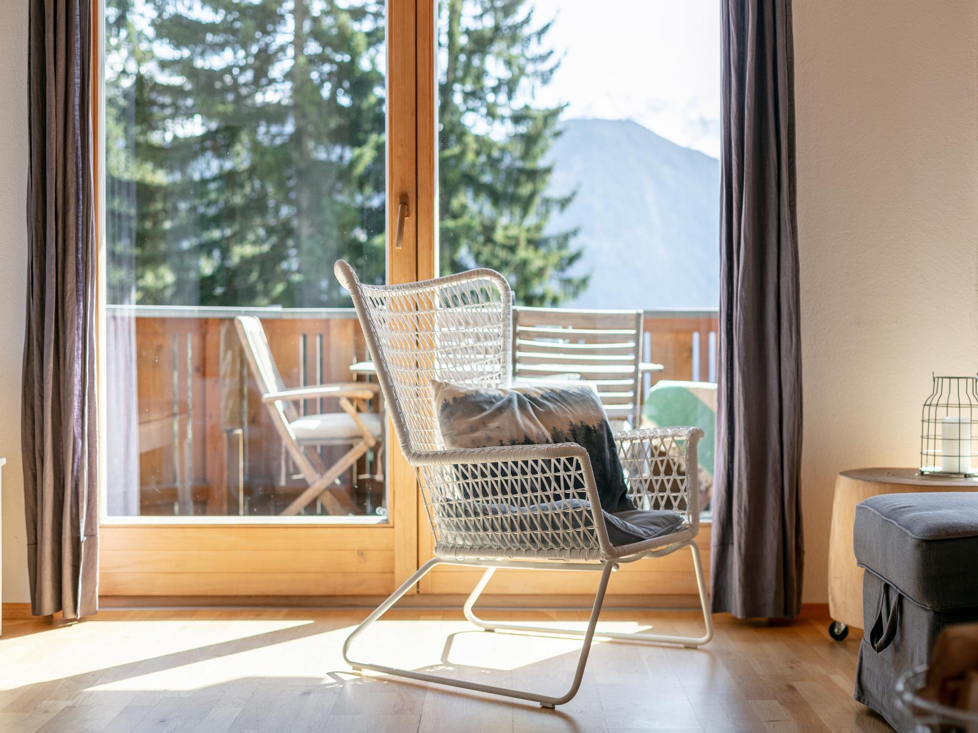 Authentiek chalet direct aan de piste met panoramisch dalzicht - foto 10