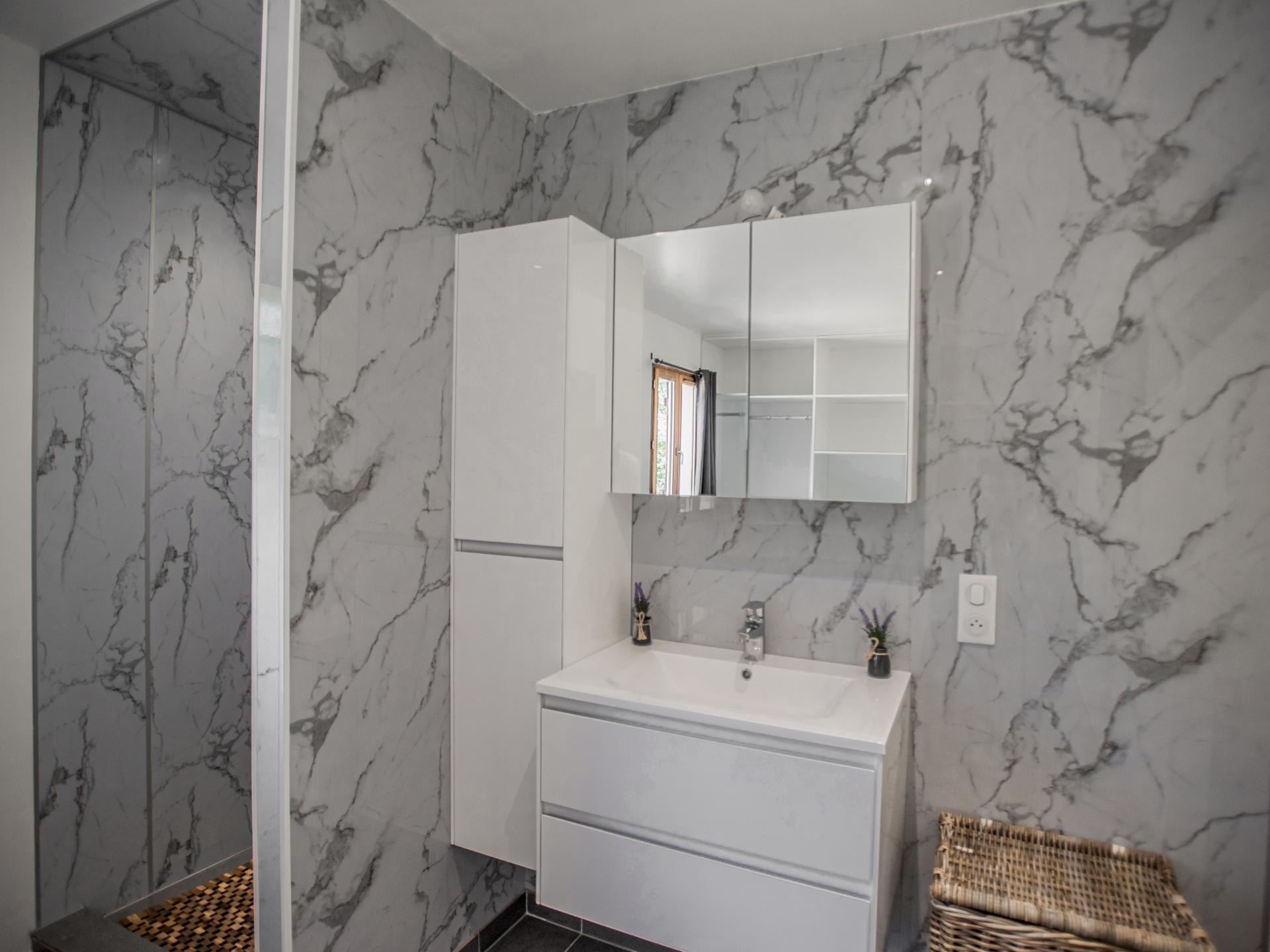 Op 750m van het centrum: Modern vakantiehuis in Lacapelle Marival - foto 22