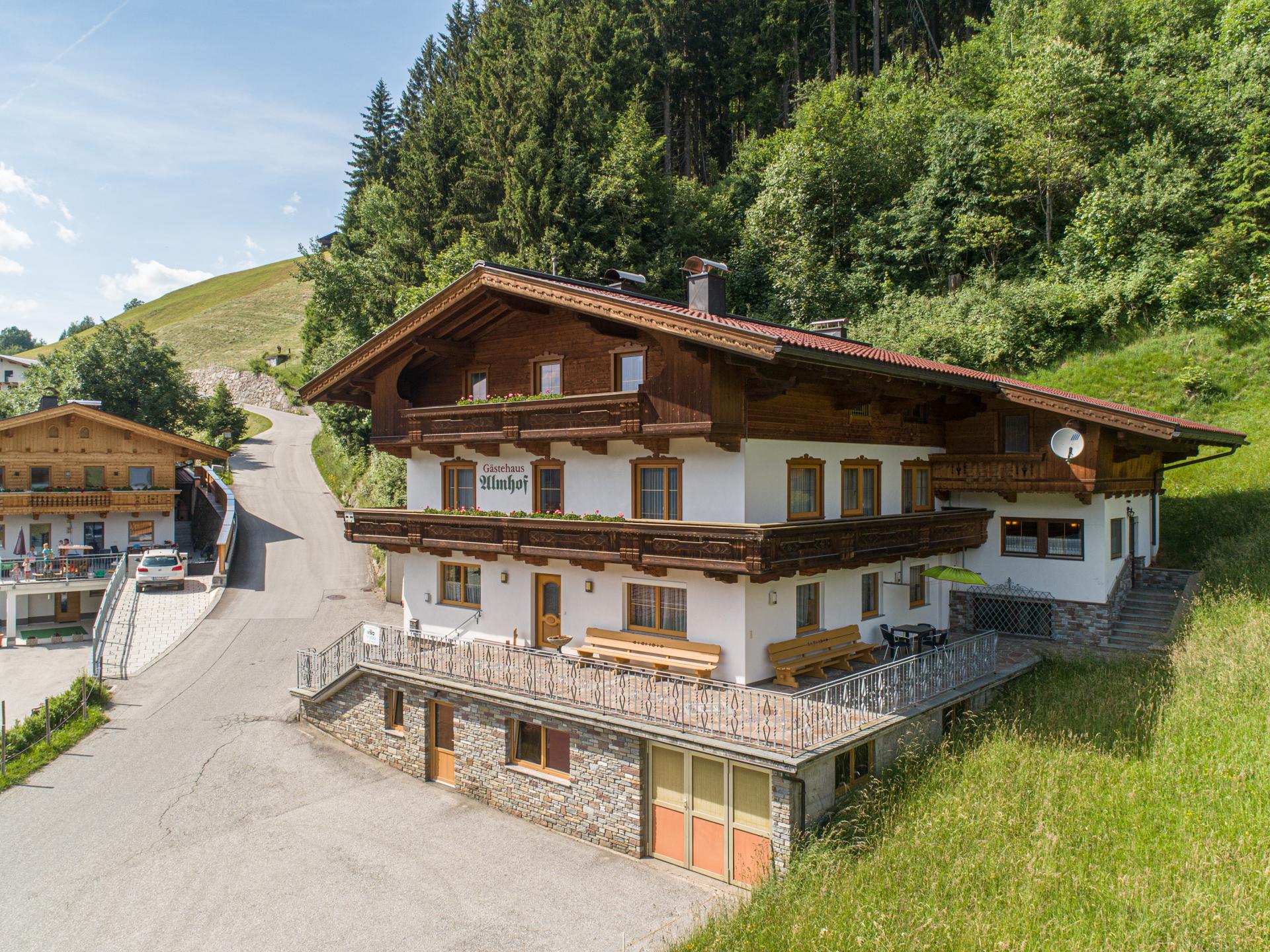 Vrijstaand groepshuis Gerlosberg: ski in/ski out voor 26 gasten in Tirol - foto 1