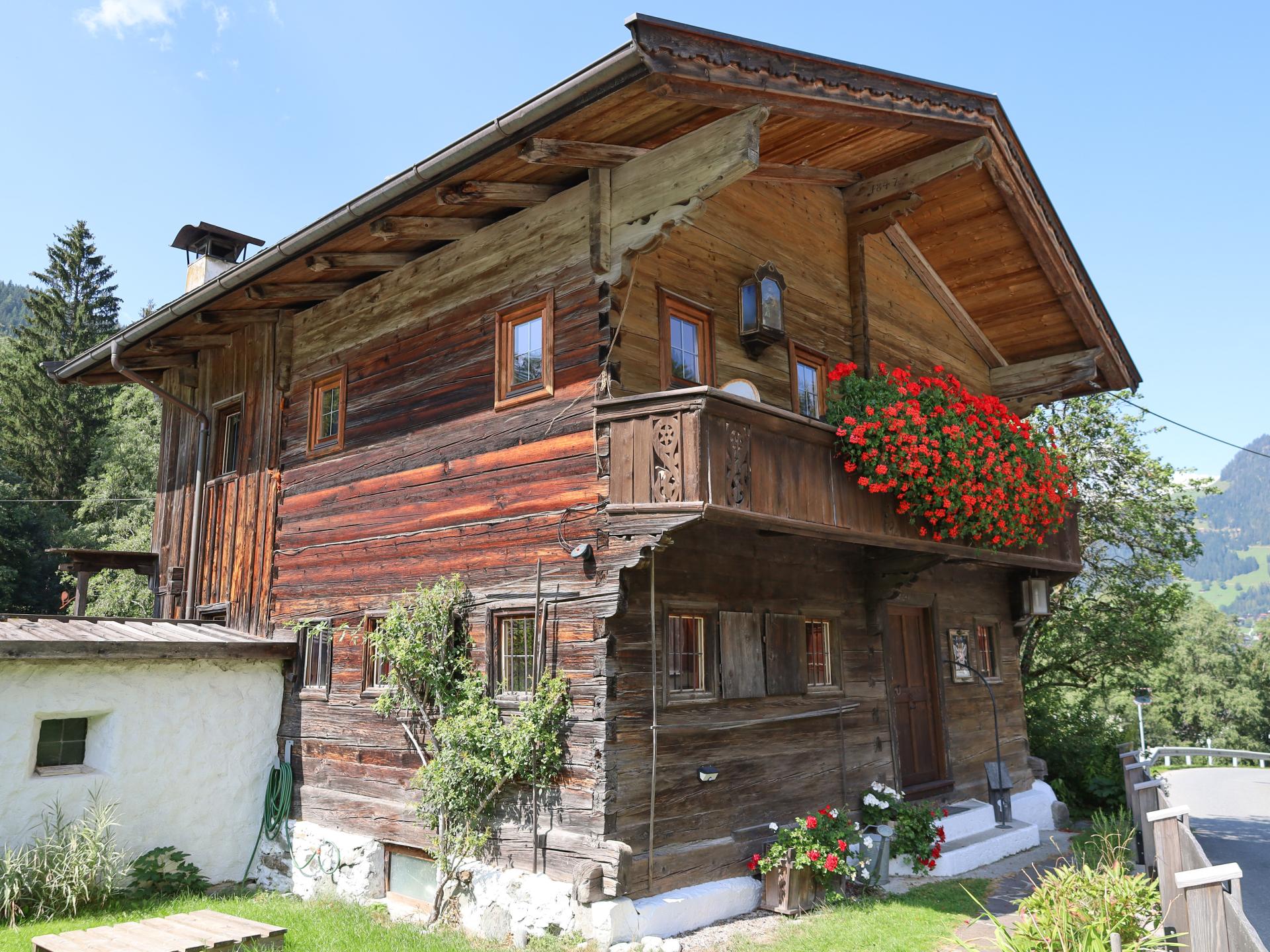 Historisch Kupferhäusl in Alpbach: 200 jaar oud, direct aan de piste - foto 1