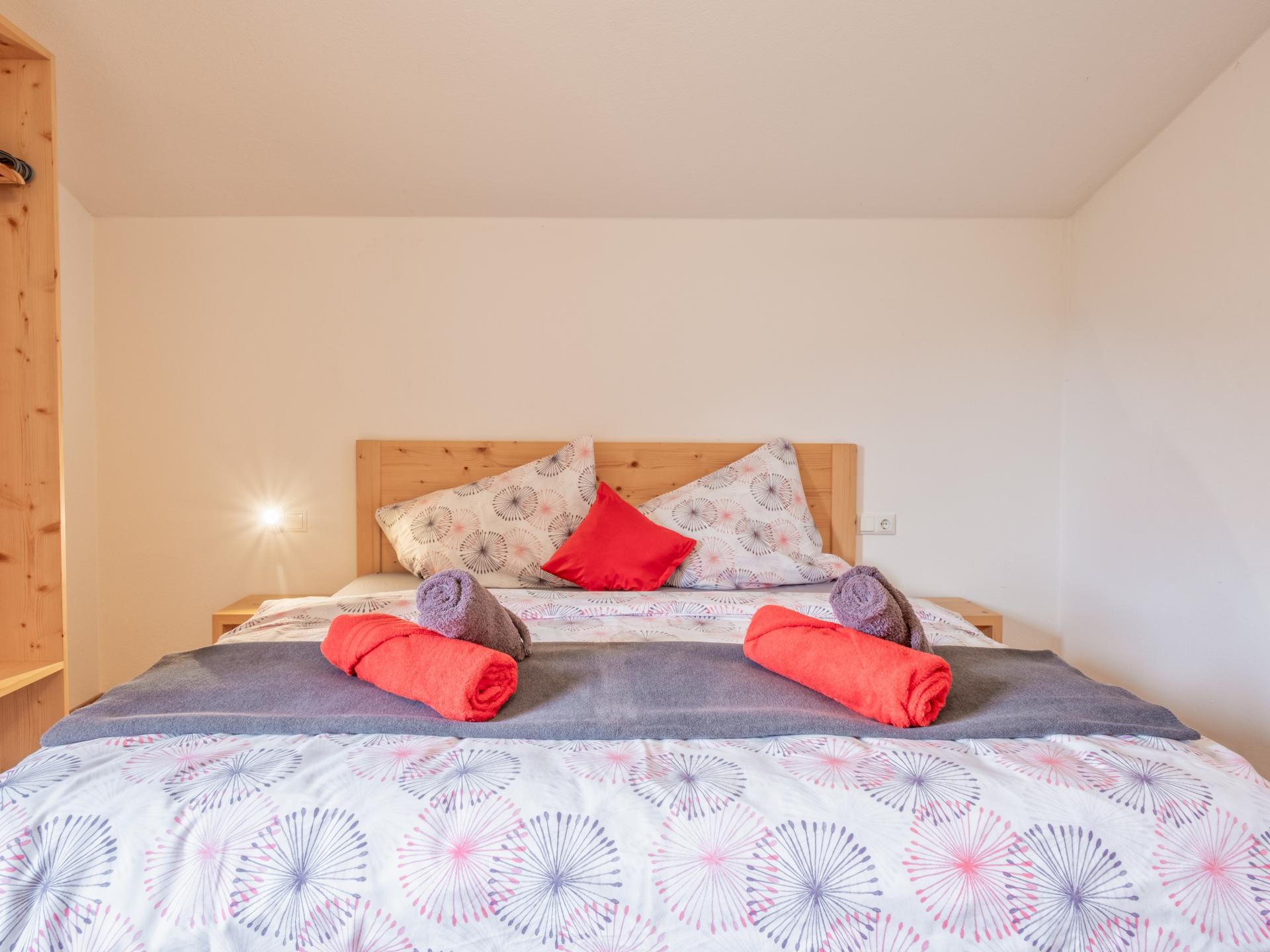 Ruim appartement voor 15 personen op werkende boerderij, vlakbij de skilift - foto 16