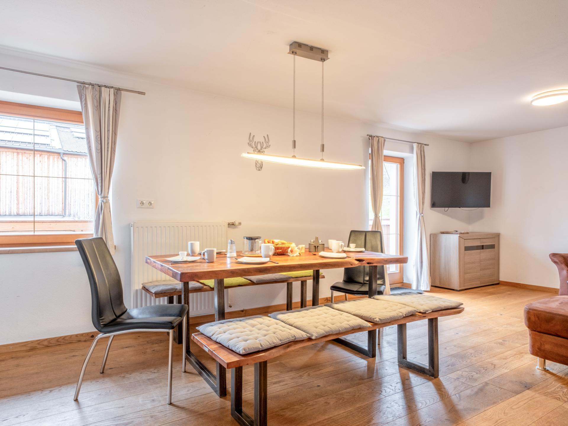Ruim appartement voor 15 personen op werkende boerderij, vlakbij de skilift - foto 7