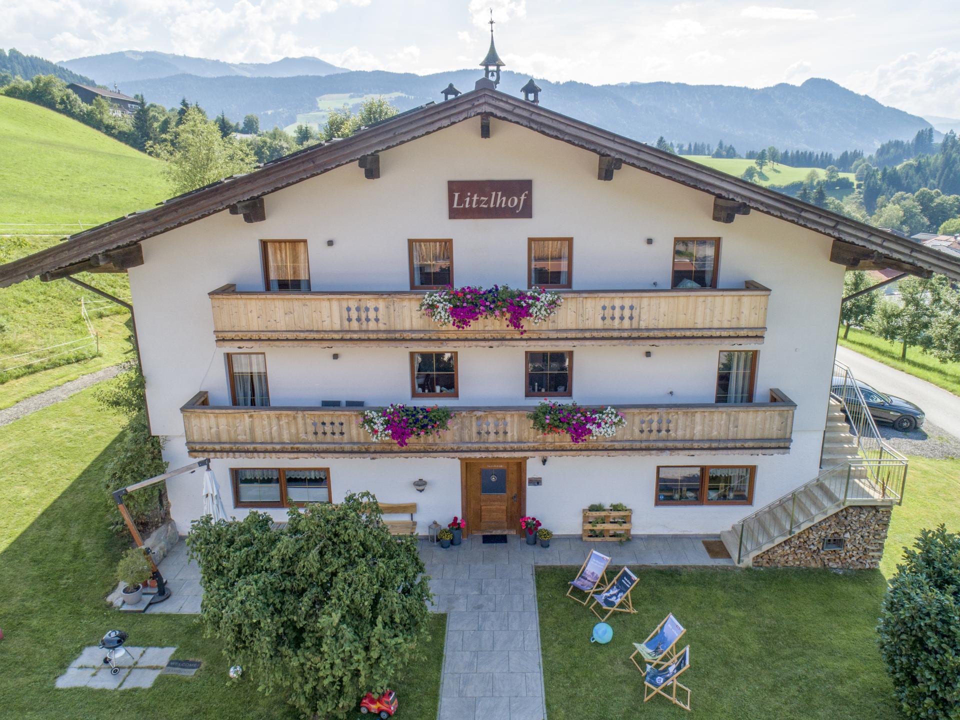 Ruim appartement voor 15 personen op werkende boerderij, vlakbij de skilift - foto 47