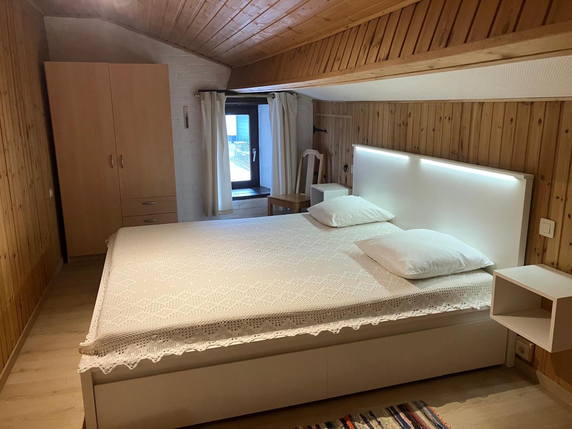 Knus vakantiehuis met houtkachel en grote tuin aan de bosrand bij Trois-Ponts - foto 4