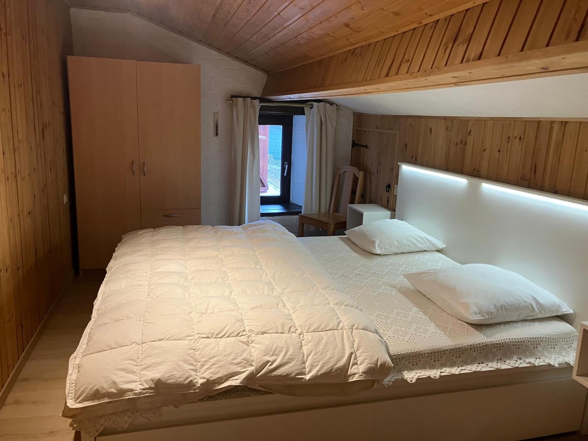 Knus vakantiehuis met houtkachel en grote tuin aan de bosrand bij Trois-Ponts - foto 52