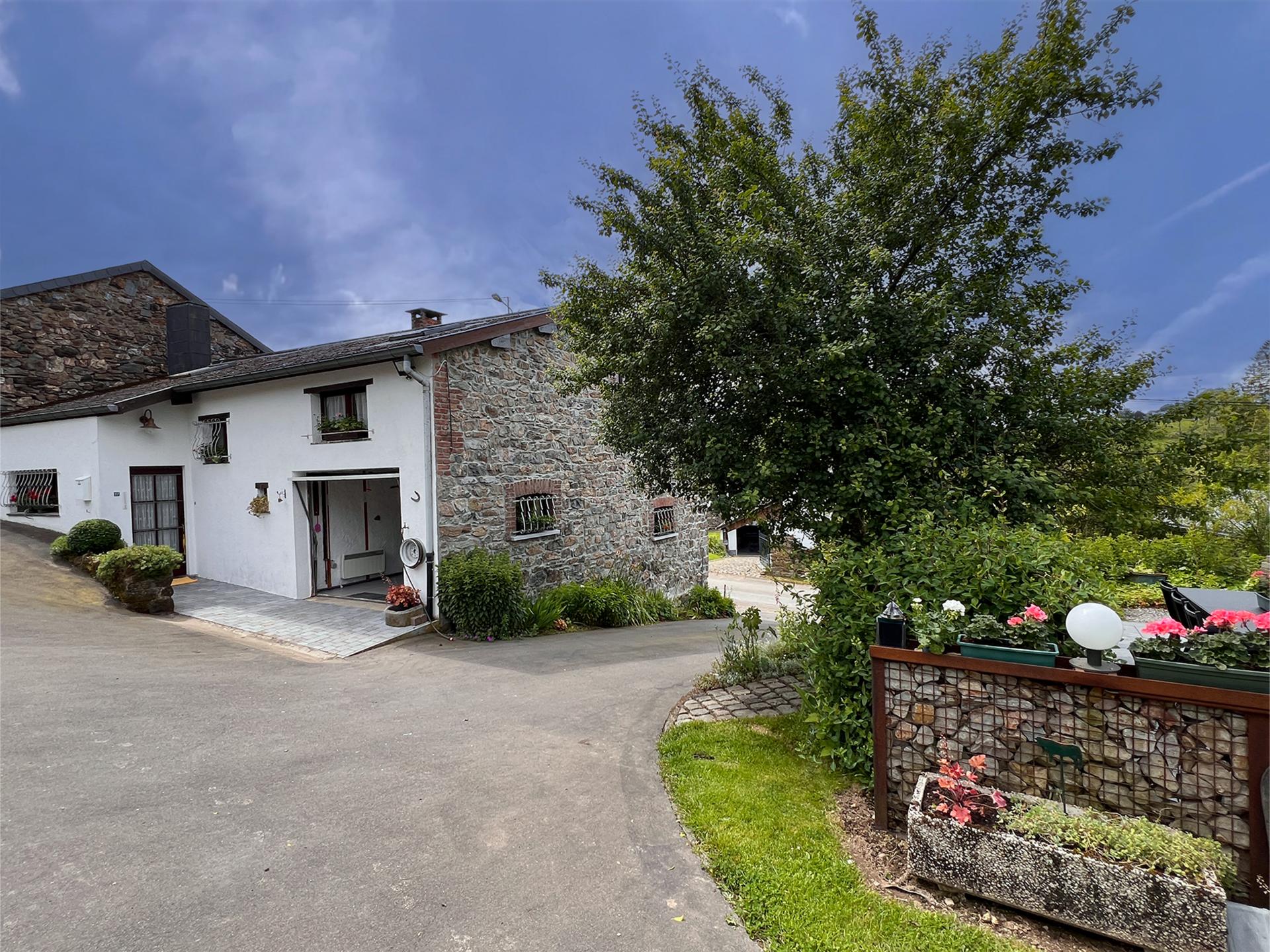 Knus vakantiehuis met houtkachel en grote tuin aan de bosrand bij Trois-Ponts - foto 26