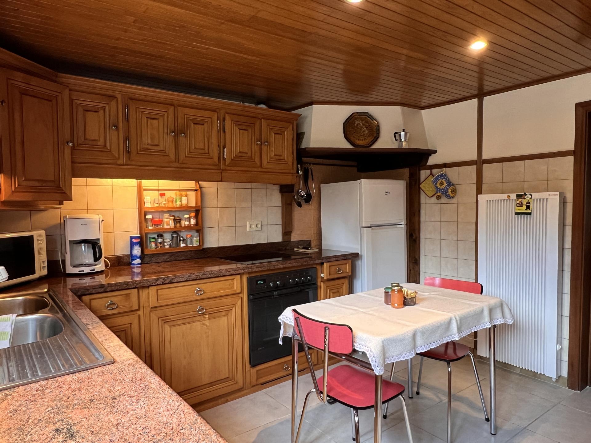 Knus vakantiehuis met houtkachel en grote tuin aan de bosrand bij Trois-Ponts - foto 23