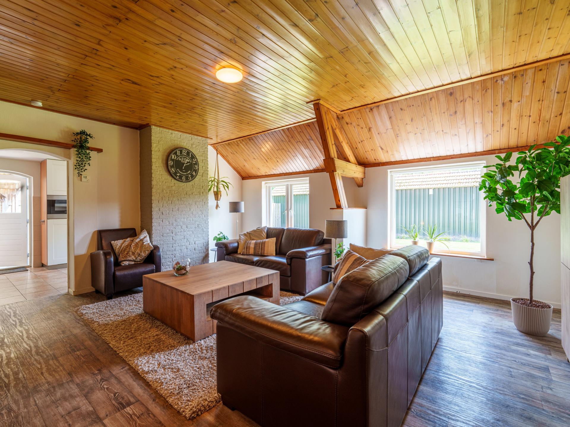 Landelijk vakantiehuis in Knegsel met uitzicht op bos en weilanden - foto 2