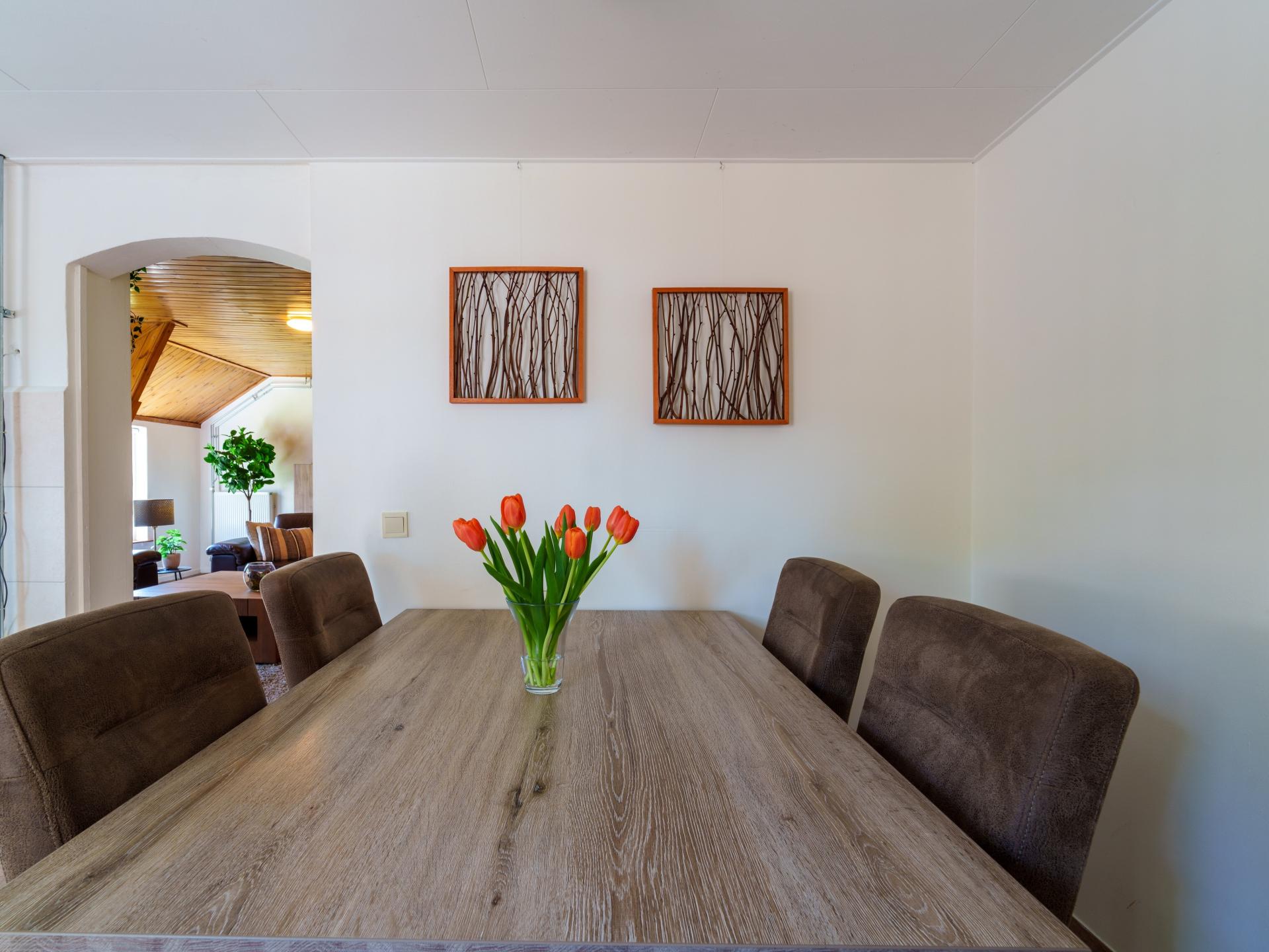 Landelijk vakantiehuis in Knegsel met uitzicht op bos en weilanden - foto 22