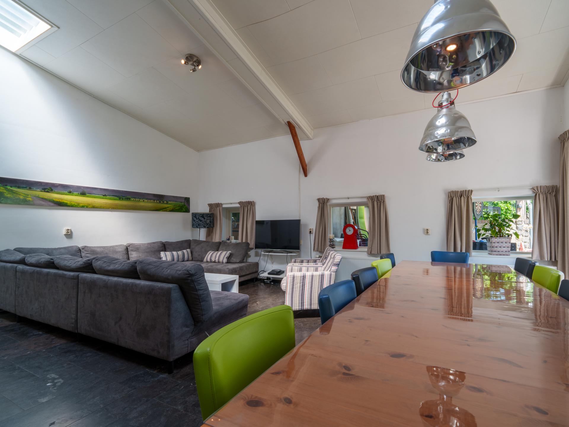 Groepswoning 't Grootenhuis: sauna, zwemspa en speelparadijs in Olst - foto 14