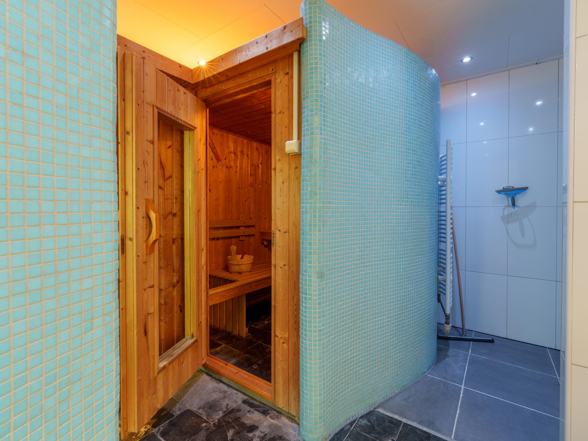 Groepswoning 't Grootenhuis: sauna, zwemspa en speelparadijs in Olst - foto 45