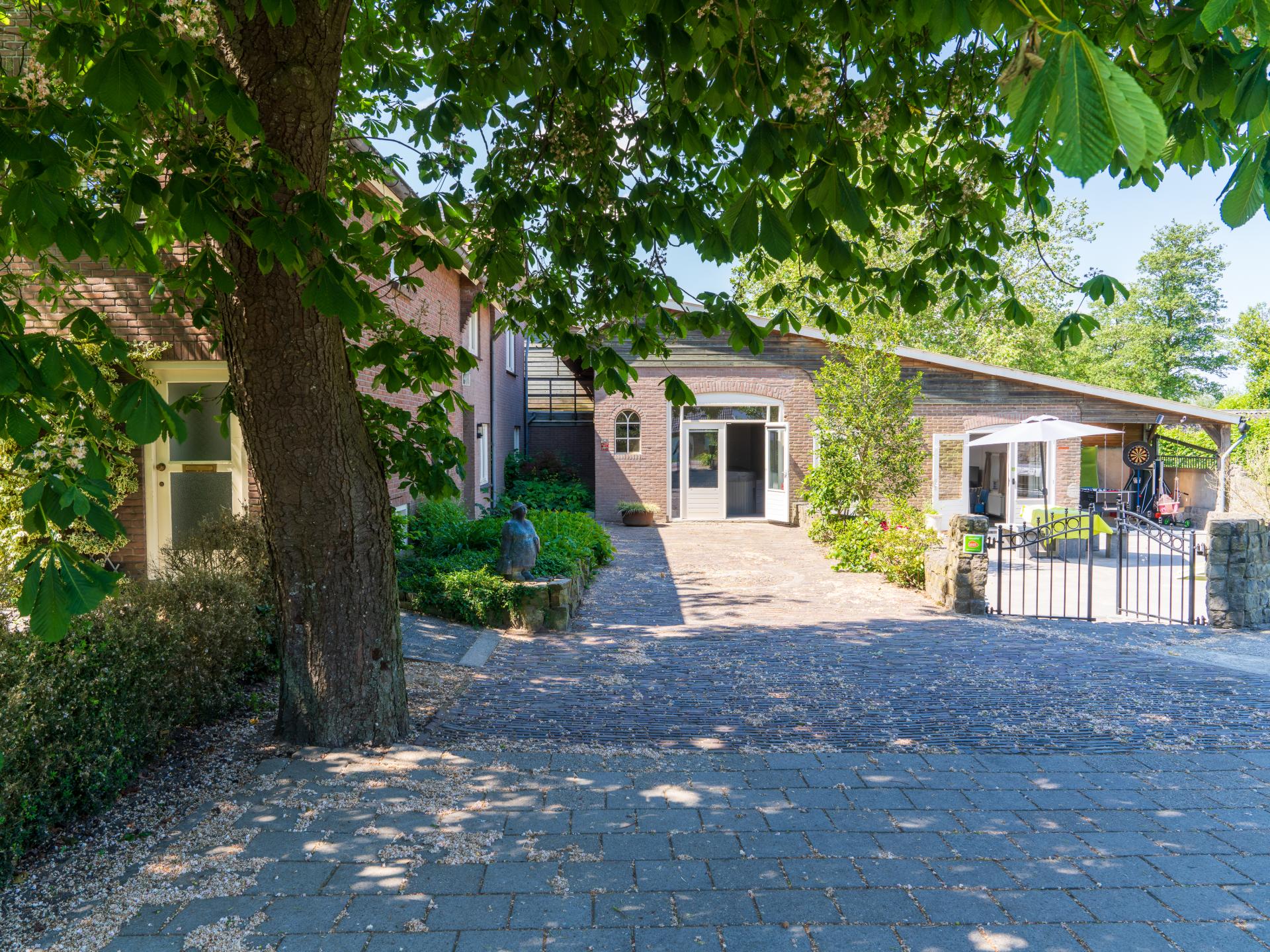 Groepswoning 't Grootenhuis: sauna, zwemspa en speelparadijs in Olst - foto 54