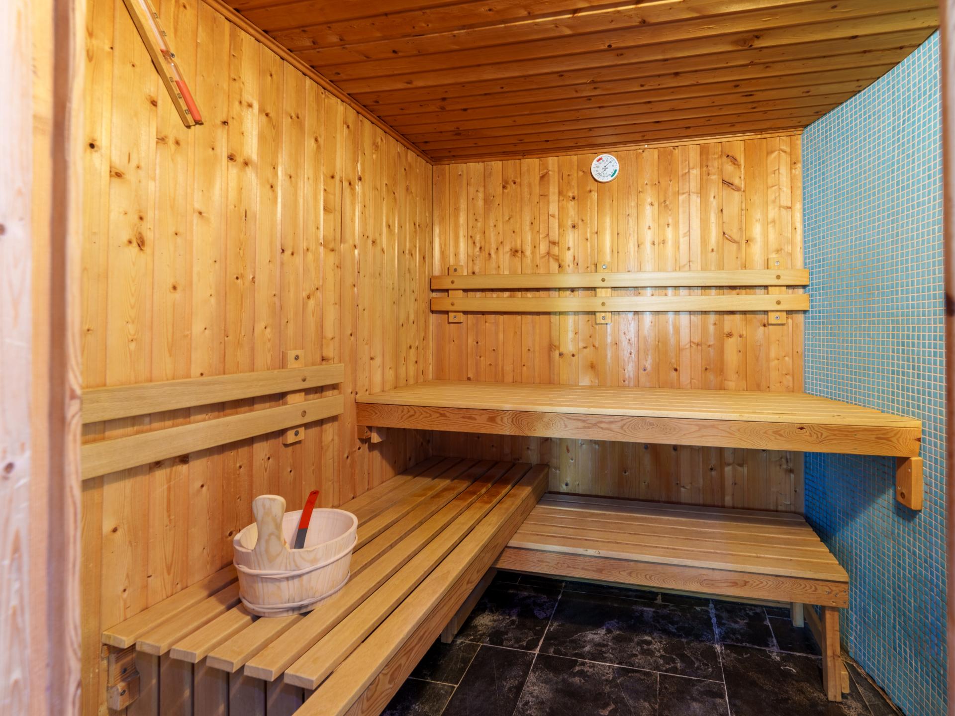 Groepswoning 't Grootenhuis: sauna, zwemspa en speelparadijs in Olst - foto 3