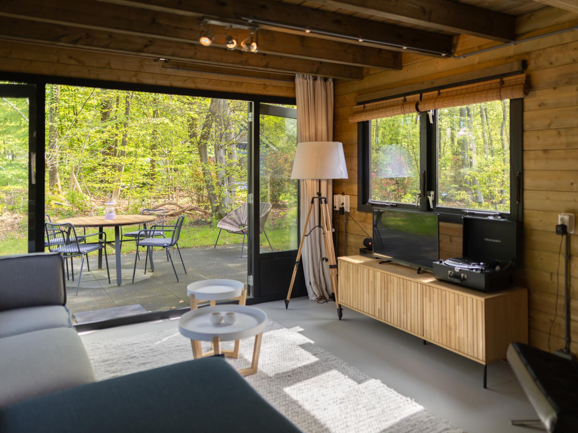 Elegant houten vakantiehuis aan de bosrand in Soesterberg - foto 28
