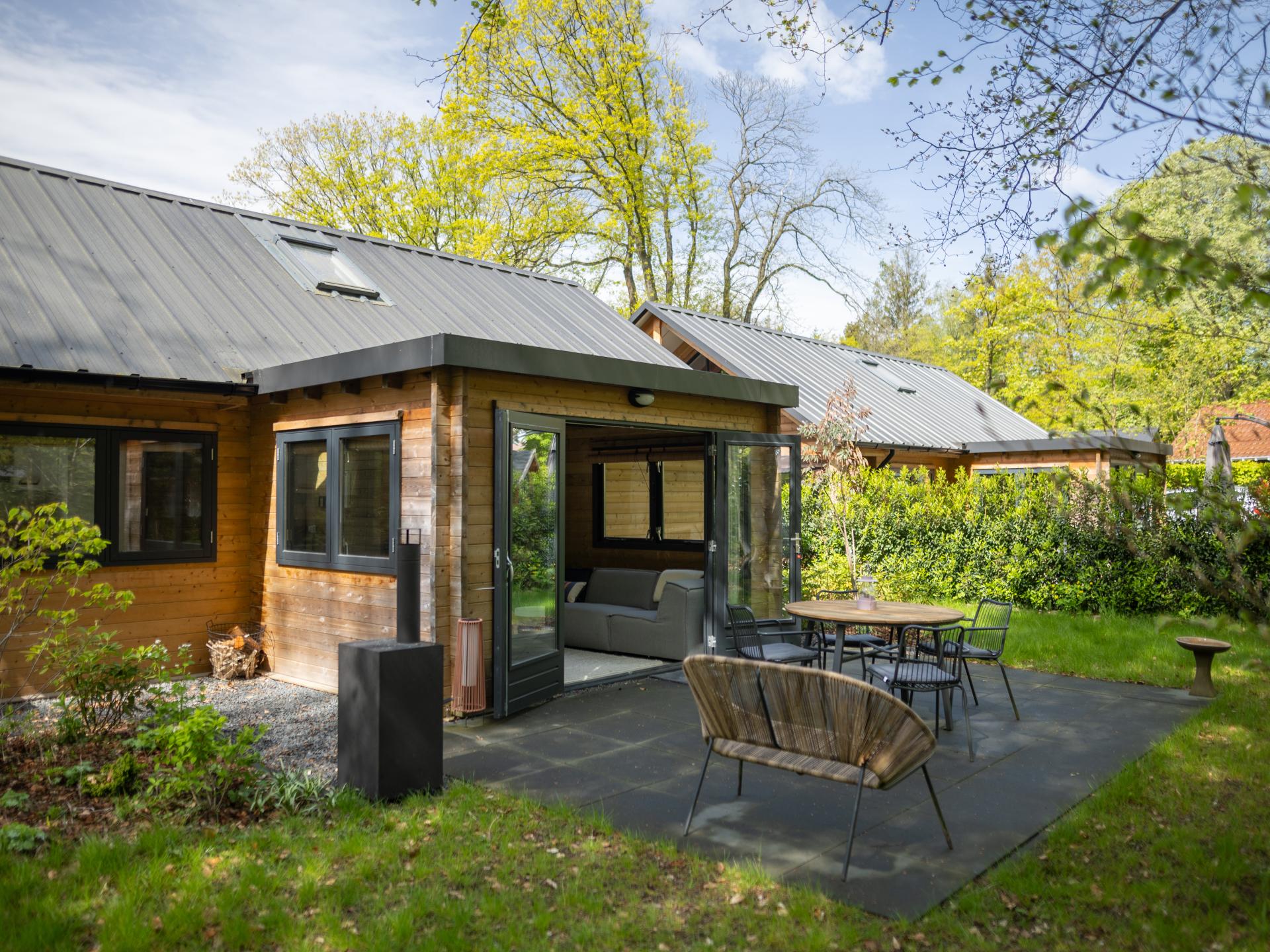 Elegant houten vakantiehuis aan de bosrand in Soesterberg - foto 18